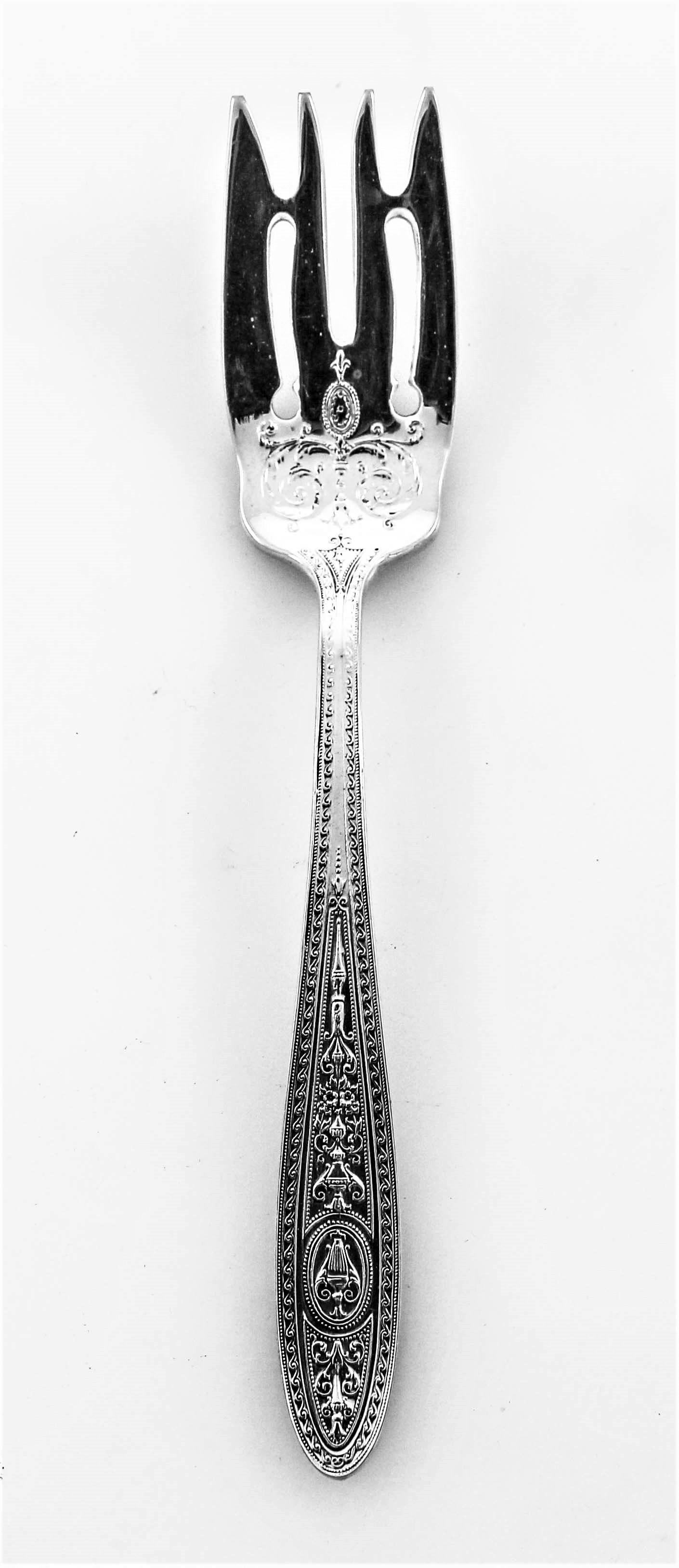 Sterling Wedgewood Flatware, Service for 16/80 Pieces In New Condition For Sale In Brooklyn, NY