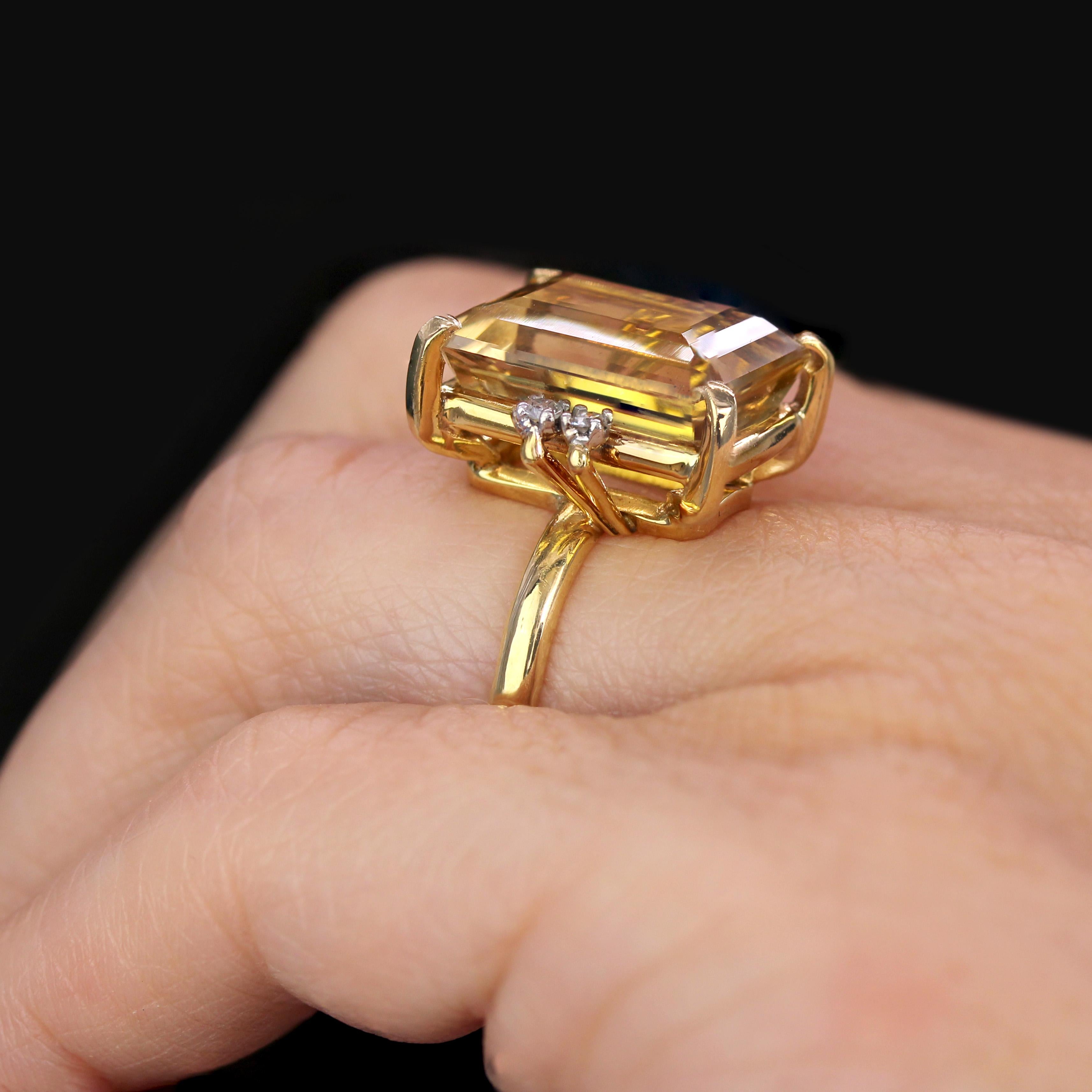 Stern 1960s 7 Carats Citrine Diamants Or jaune 18 carats Bague Cocktail en vente 8