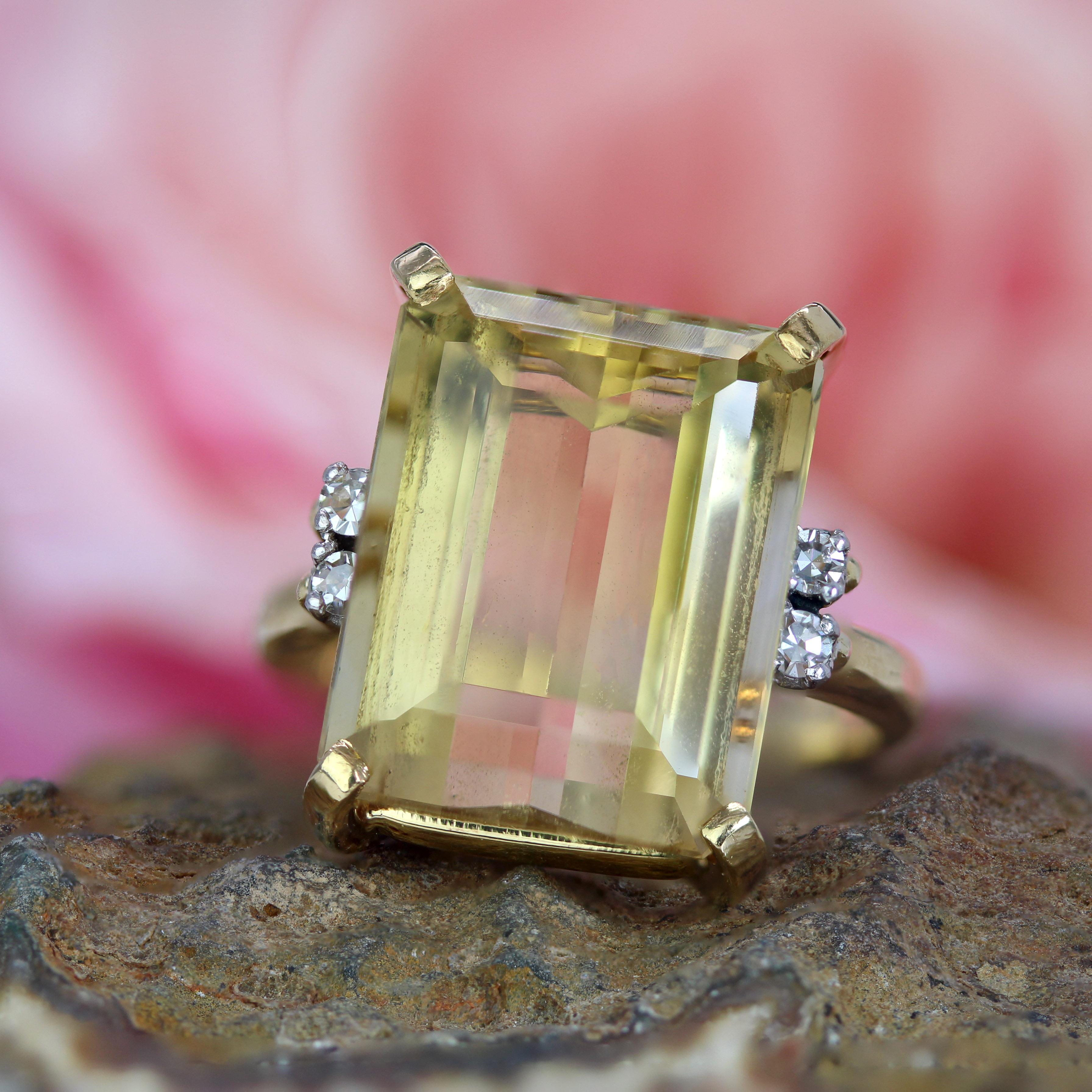Rétro Stern 1960s 7 Carats Citrine Diamants Or jaune 18 carats Bague Cocktail en vente