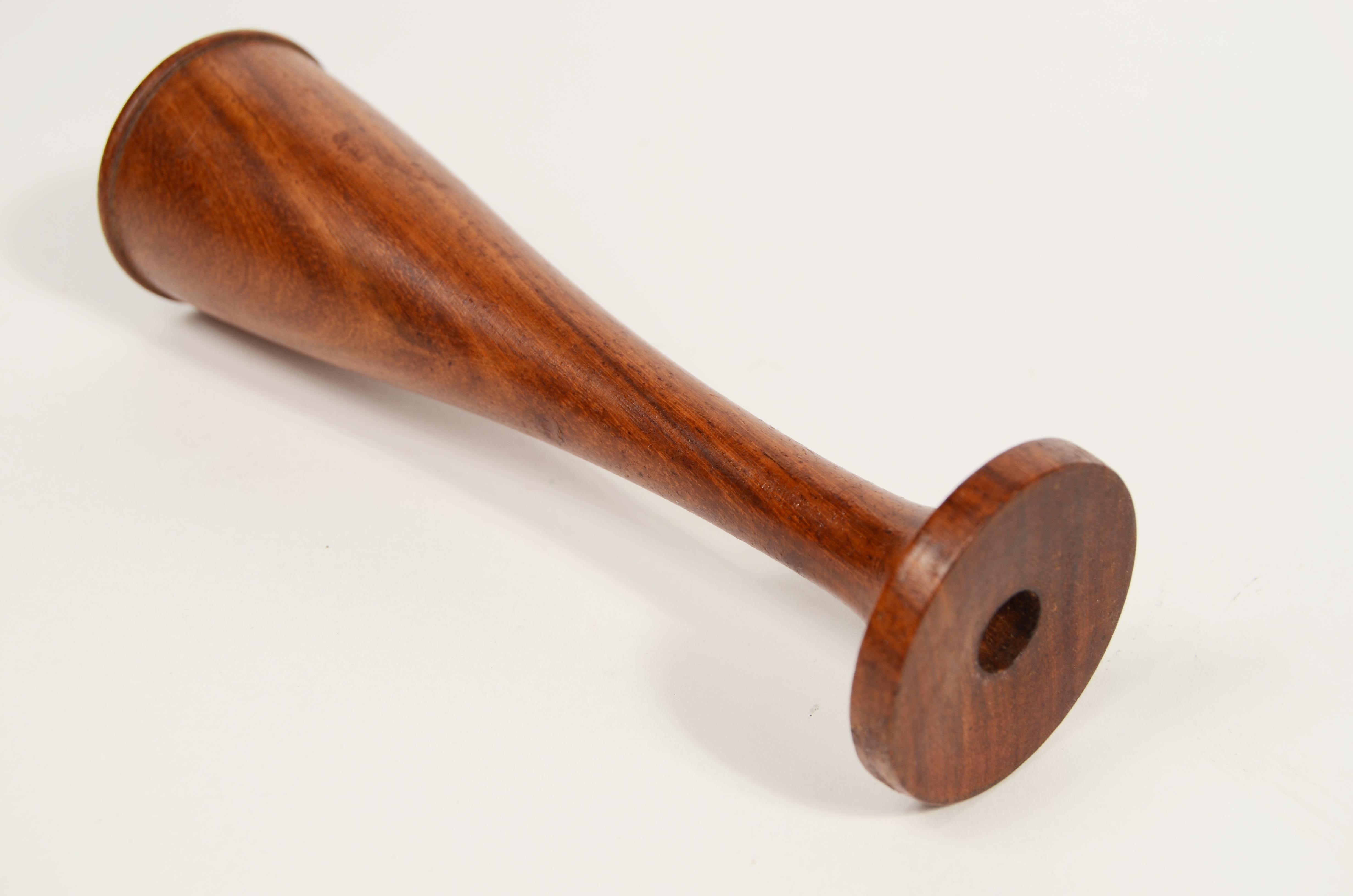 20th Century Stéthoscope en bois provenant d'un arbre fruitier, début du 20e siècle Fabrication anglaise en vente