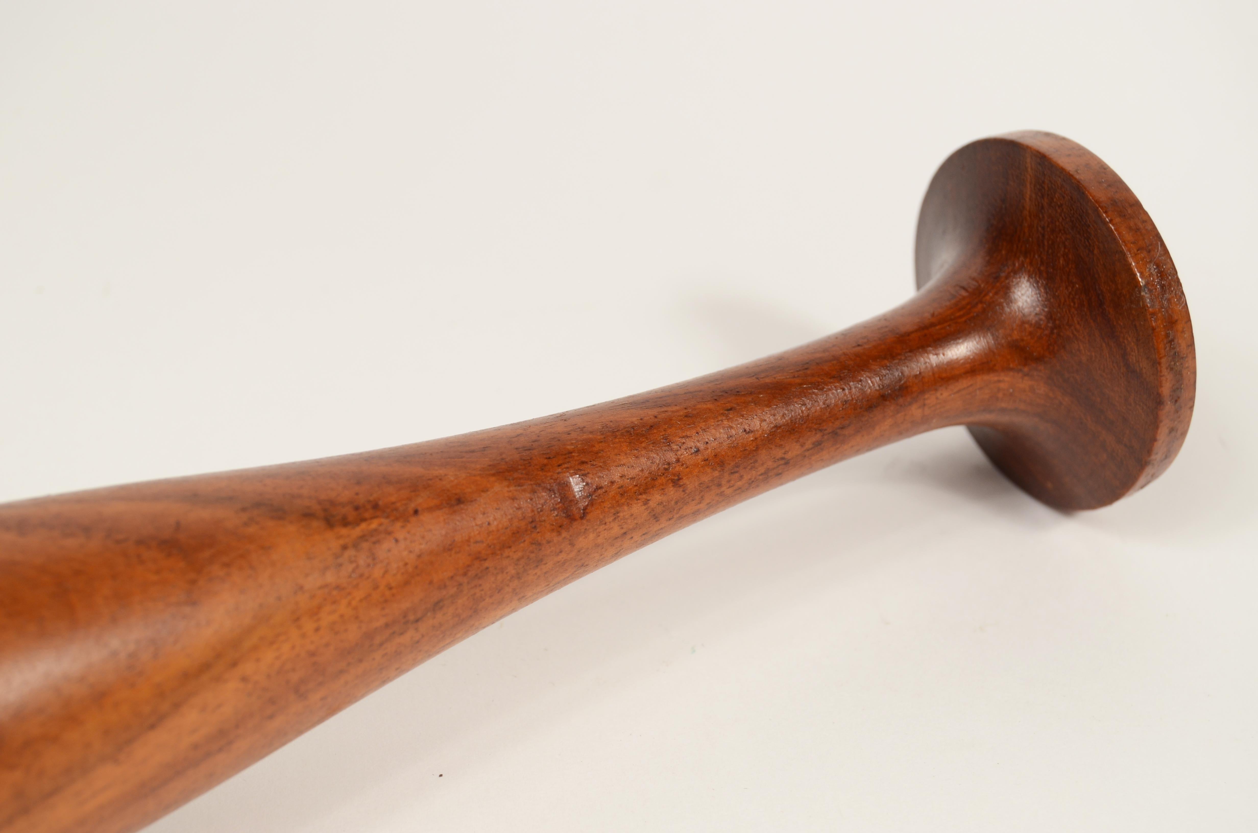 Stéthoscope en bois provenant d'un arbre fruitier, début du 20e siècle Fabrication anglaise en vente 3