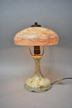 Steuben Boudoir Lamp Art Glass, Gold Heart & Vine