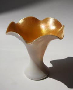 Steuben Calcite and Gold Aurene Flared Onion Skin Glass Vase, circa 1919