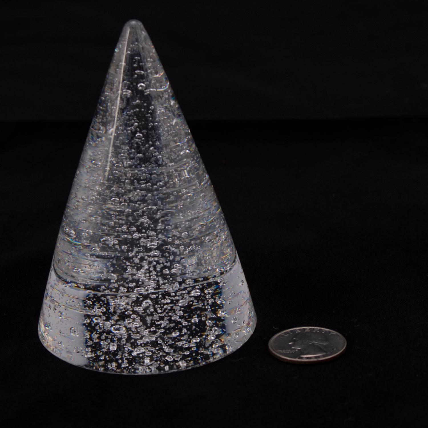 Art glass crystal sculptural paperweight of stylized Christmas Tree by Steuben and designed by David Dowler features conical form and controlled bubbles, paperweight signed on base, 20th century

Measures: 4.5