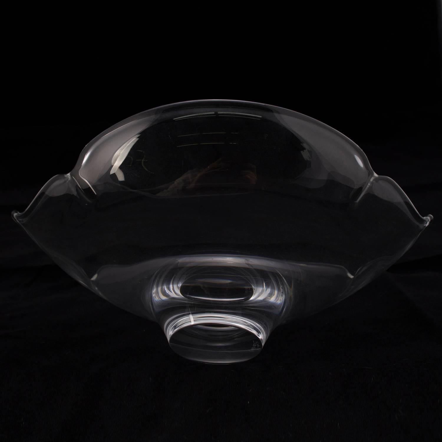 Steuben Crystal Calyx Crystal Pedestal Console Bowl by Pollard, 20th Century In Good Condition In Big Flats, NY