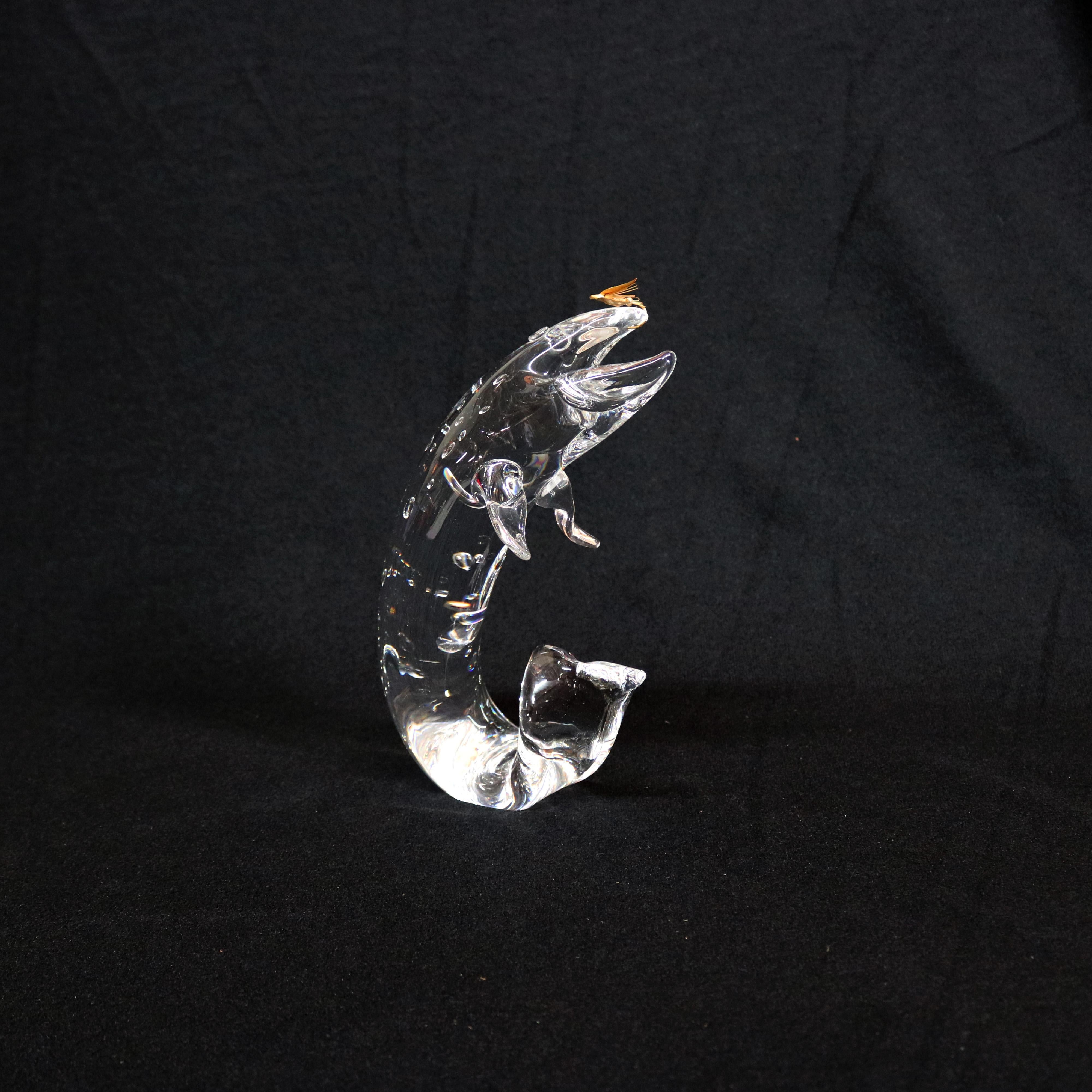 Steuben Figurative Crystal and Gold Sculpture Paperweight, Trout & Fly, Signed In Excellent Condition In Big Flats, NY