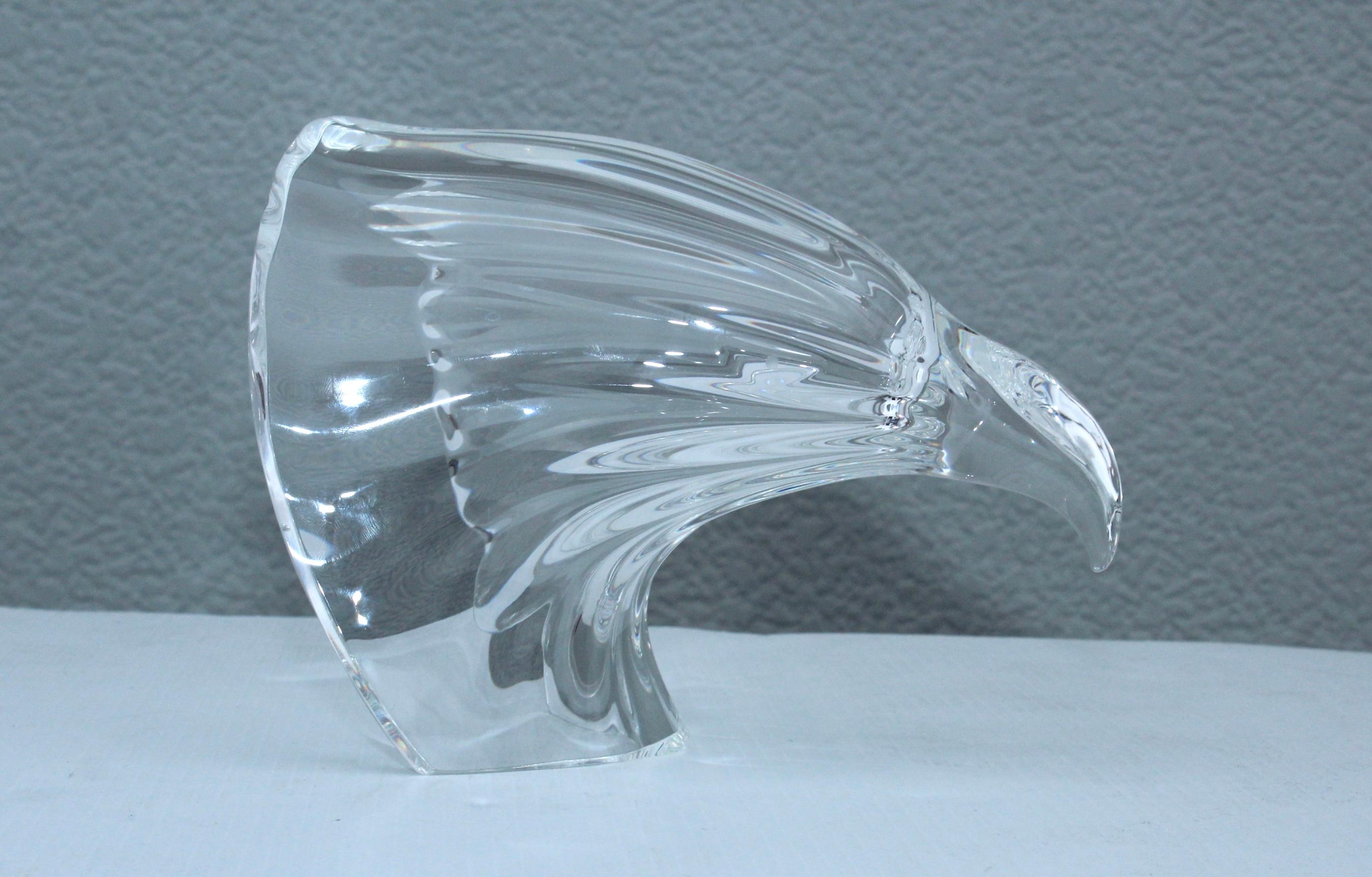 Milieu du XXe siècle Steuben Glass Sculpture en verre Aigle en vente