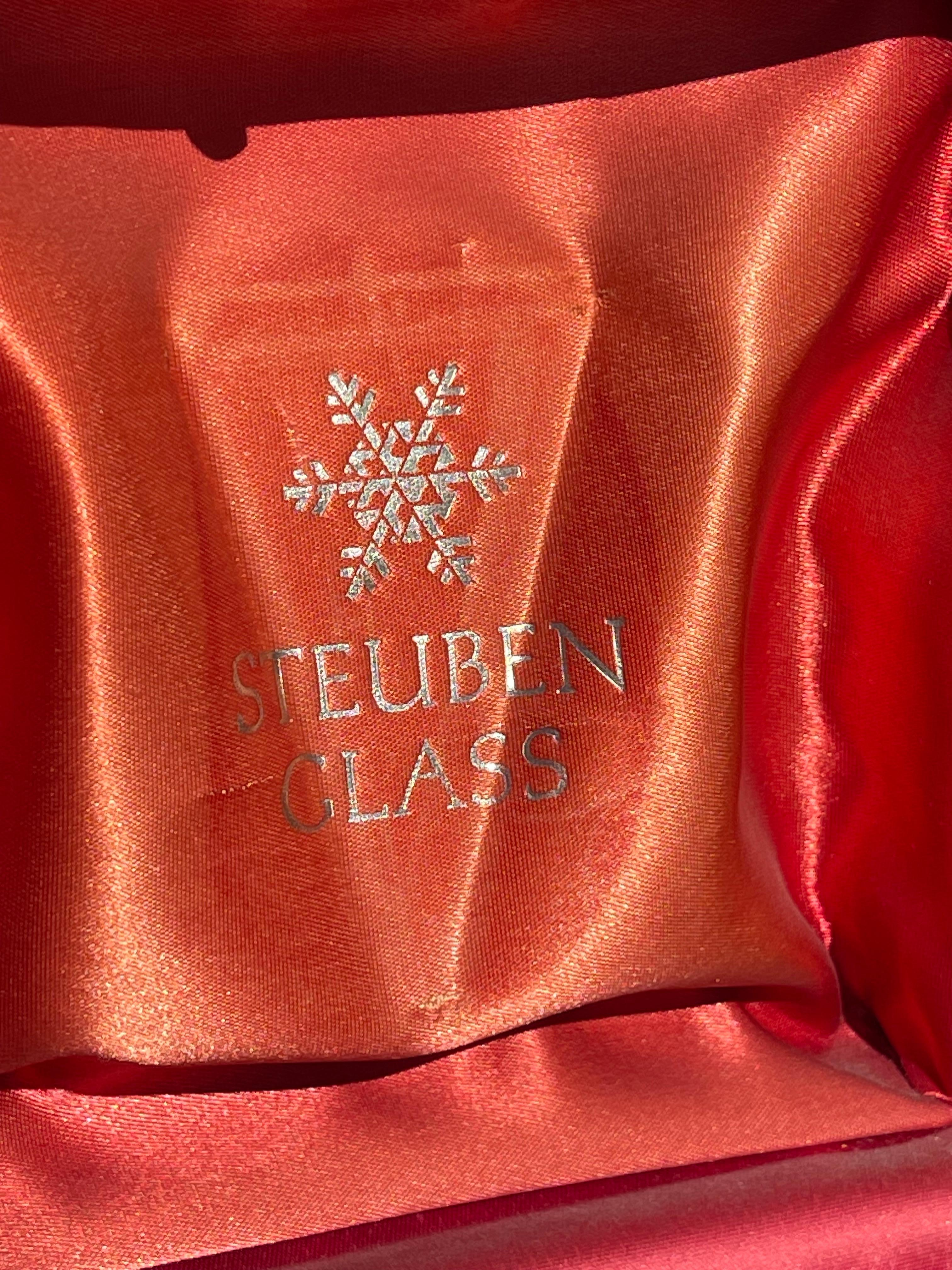 Steuben Glass - Briefbeschwerer aus Glas im Angebot 3