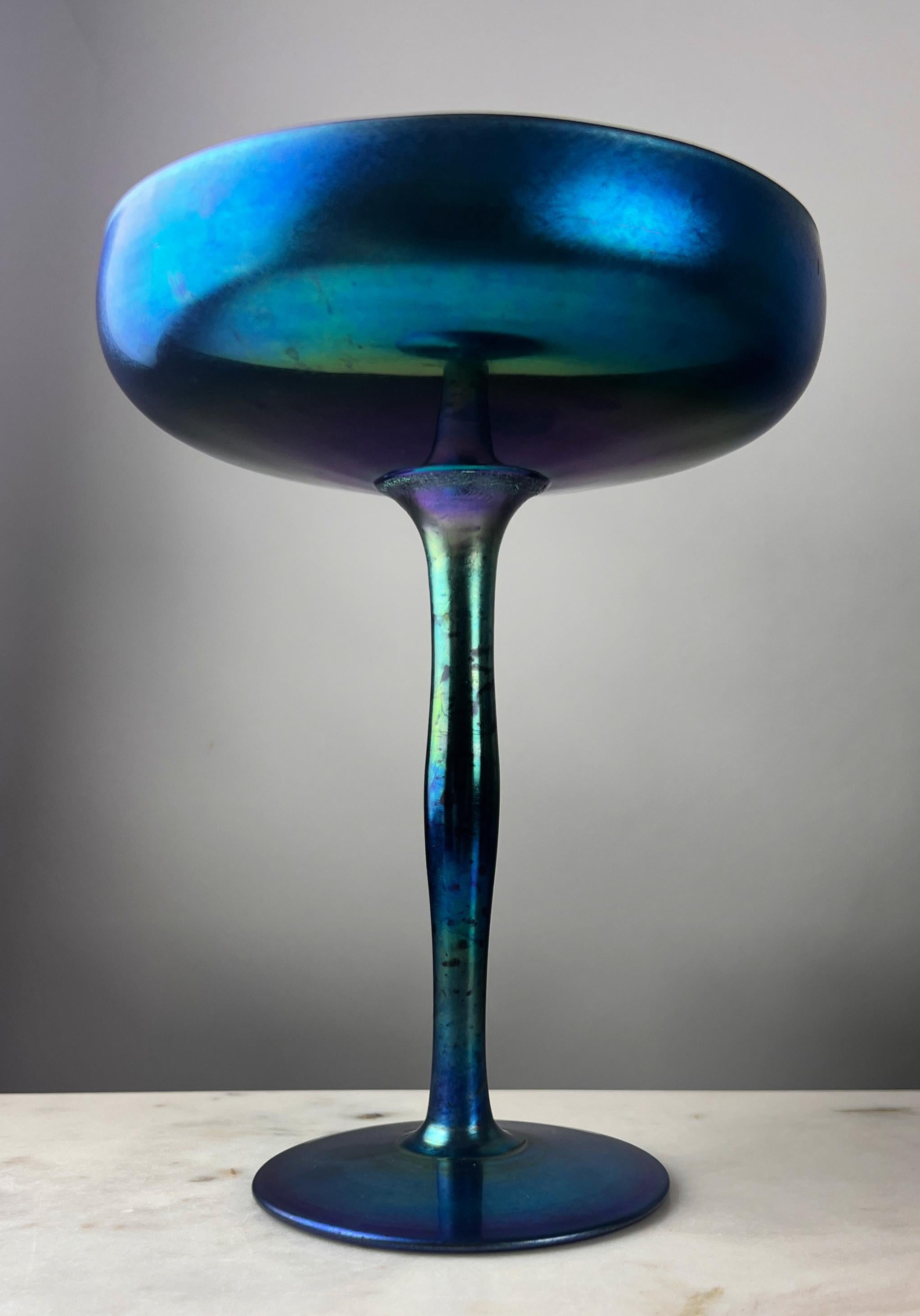 Steuben Glass Works Blau Aurene Kompott #2642 (20. Jahrhundert) im Angebot
