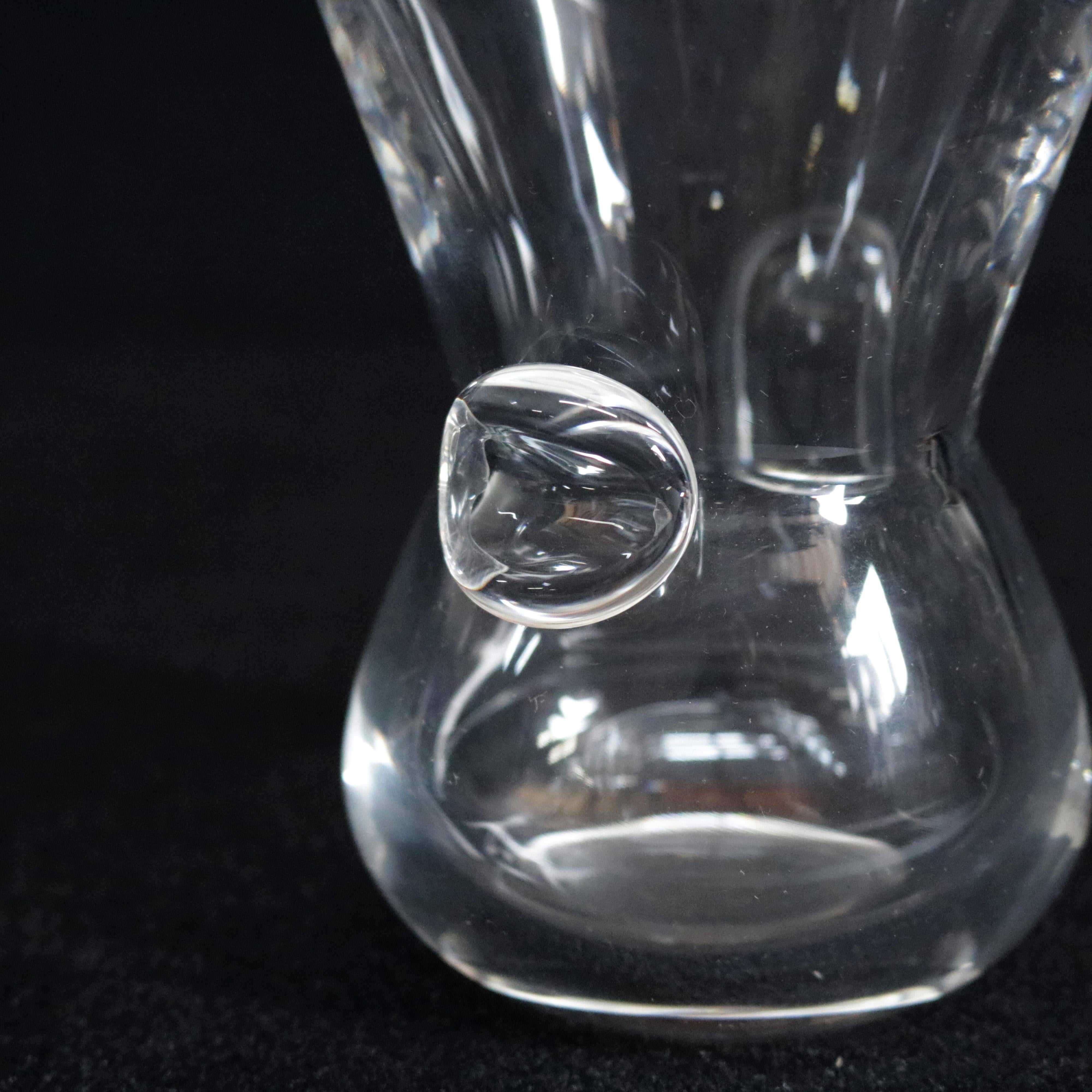 Steuben Signed Art Glass Modernist Pinched Dot Flared Signet Vase by David Hills In Excellent Condition In Big Flats, NY