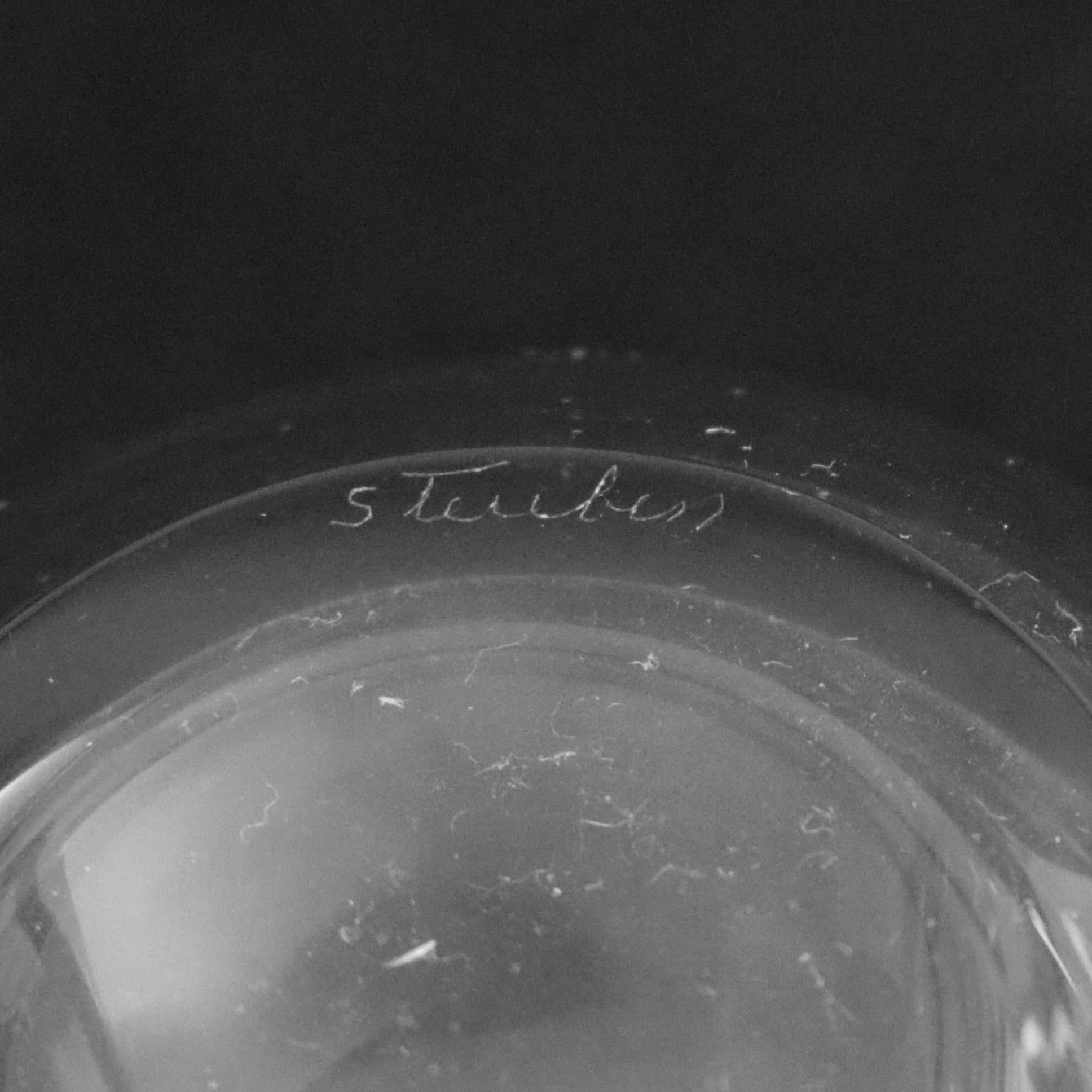 Steuben Signed Art Glass Modernist Pinched Dot Flared Signet Vase by David Hills 1