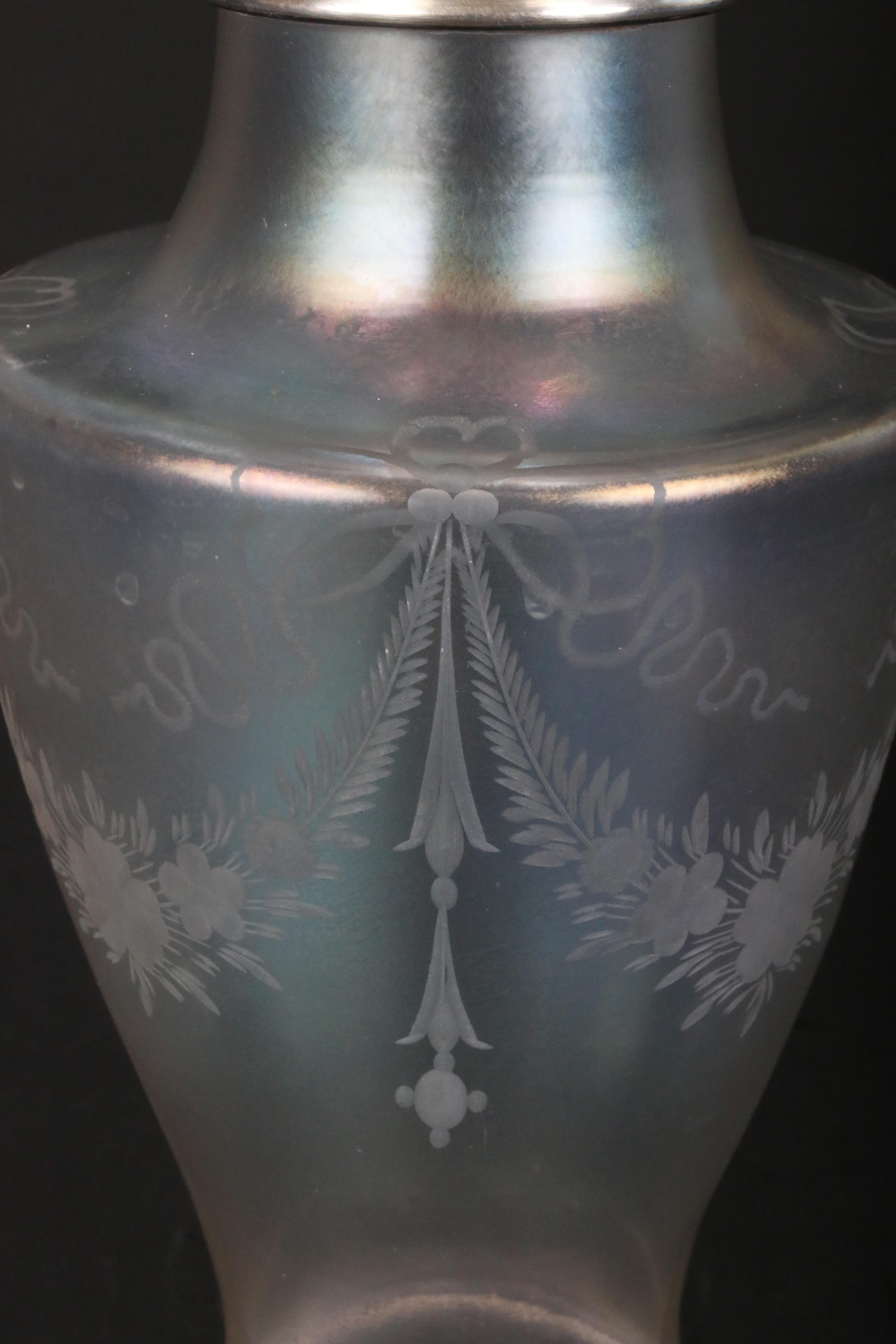Steuben Sterling Silver-Rimmed Engraved Verre de Soie Iridescent Vase In Good Condition For Sale In New York, NY