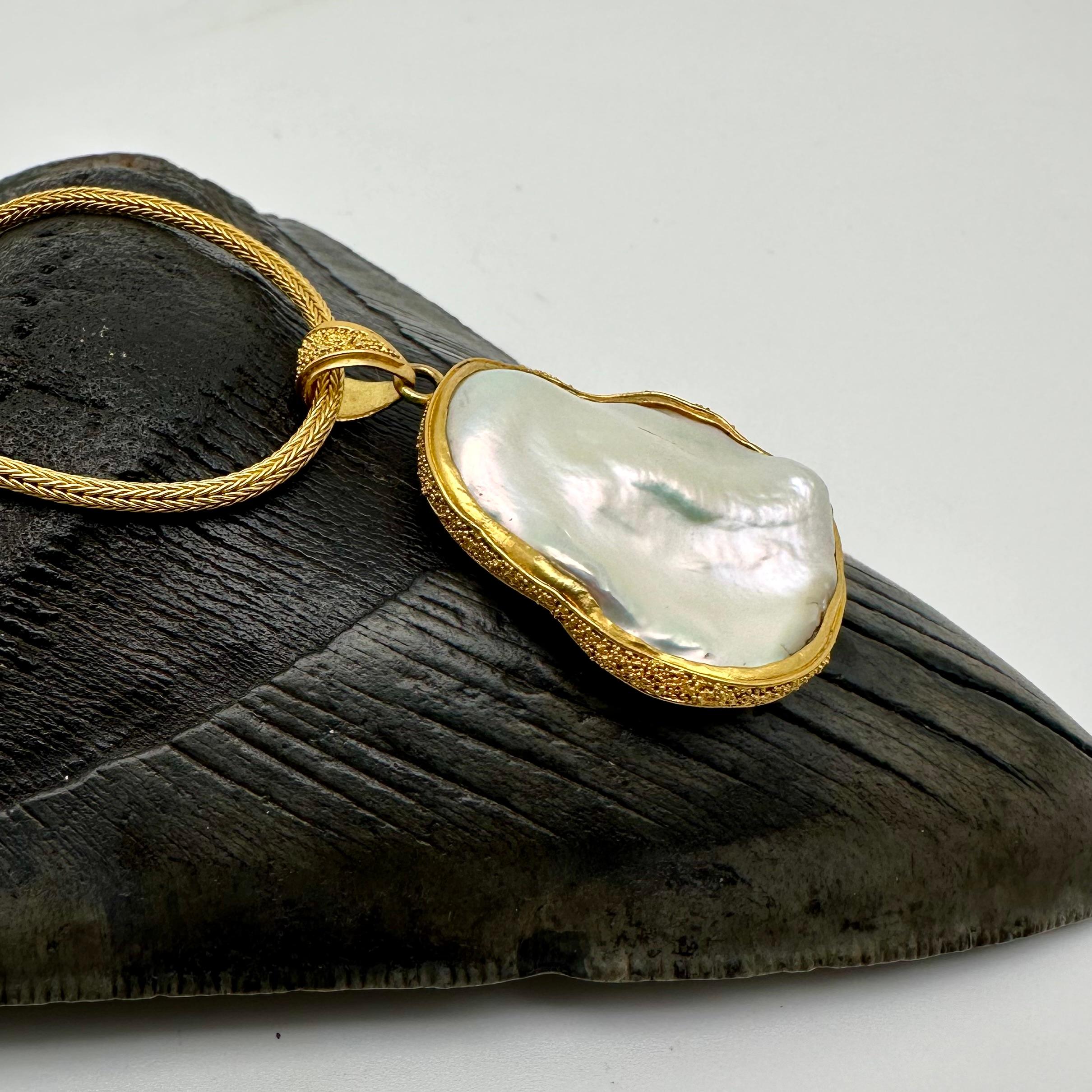 Women's or Men's Steve Battelle Large Pearl 22K Gold Granulated Pendant  For Sale