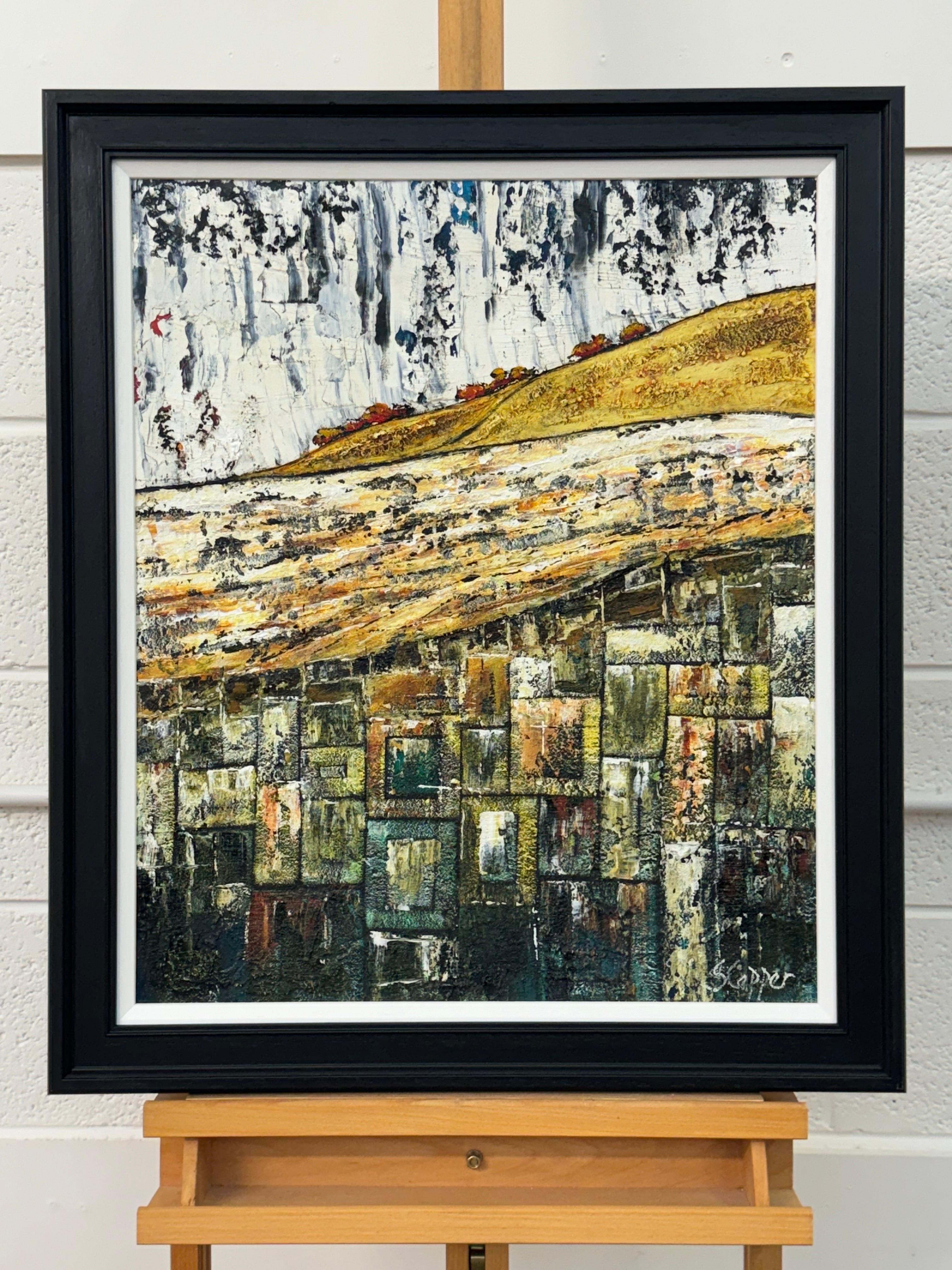Abstraktes Landschaftsgemälde eines britischen Künstlers - stark strukturierte Steinbruchreste – Painting von Steve Capper