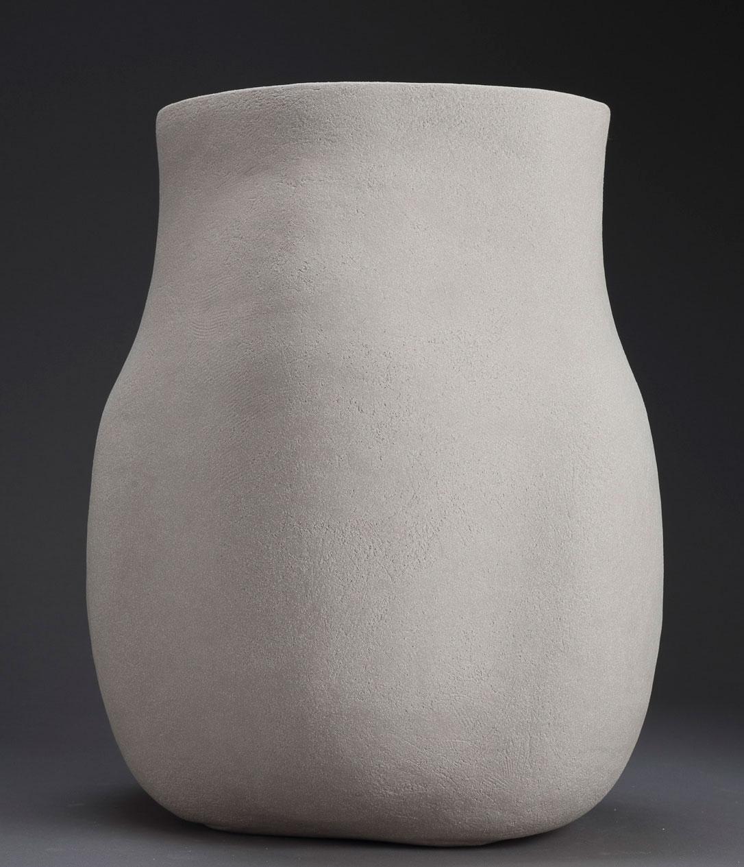 Steve Cartwright, Pregnant C

Handmade Sculptural Ceramic, Stoneware Clay, fired to 1250c

38 x 27 cm (14.96 x 10.63 in)

Edition of 5 per year