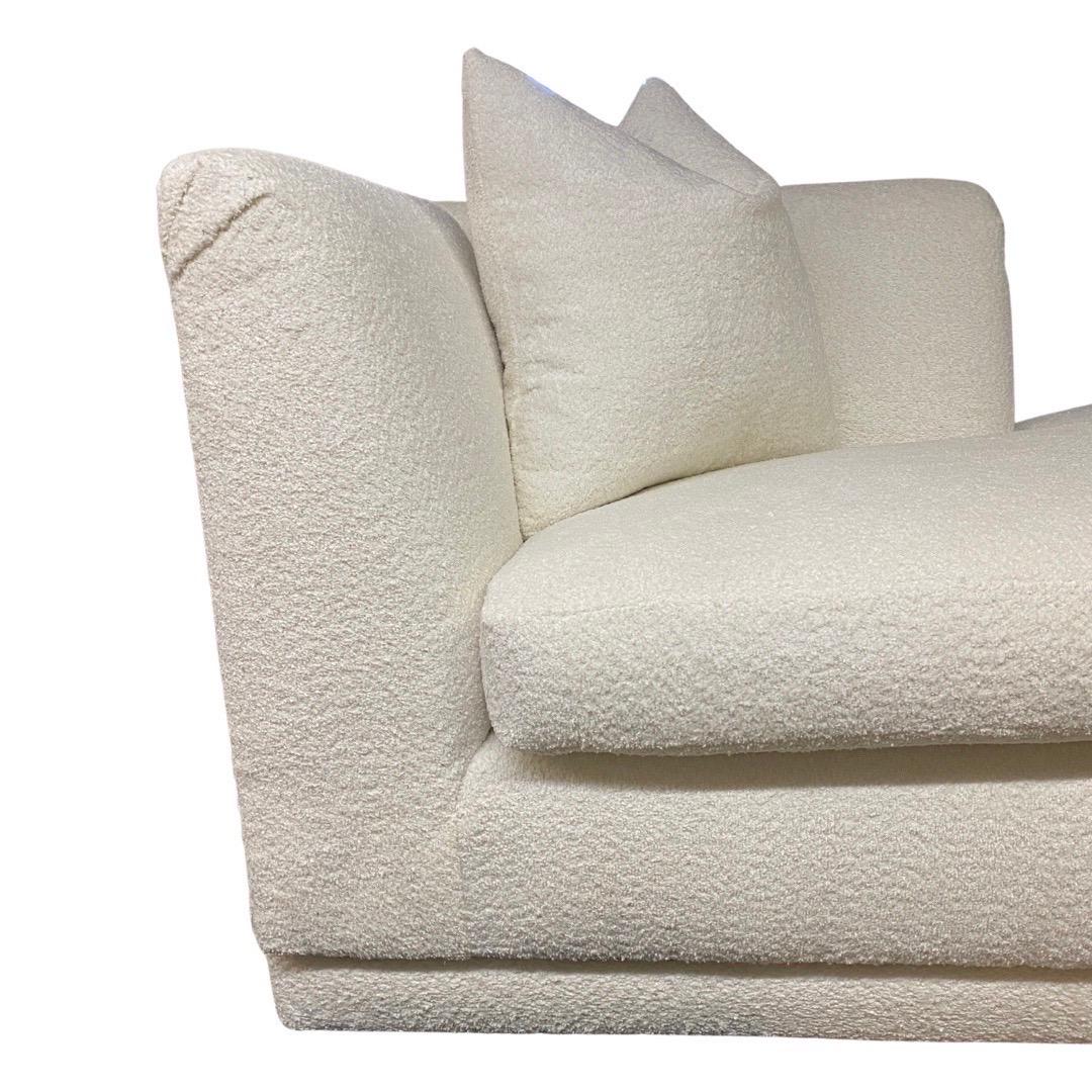 Steve Chaise Off-White Bouclé Chaise Lounge w/ Pair Matching Pillows For Sale 7