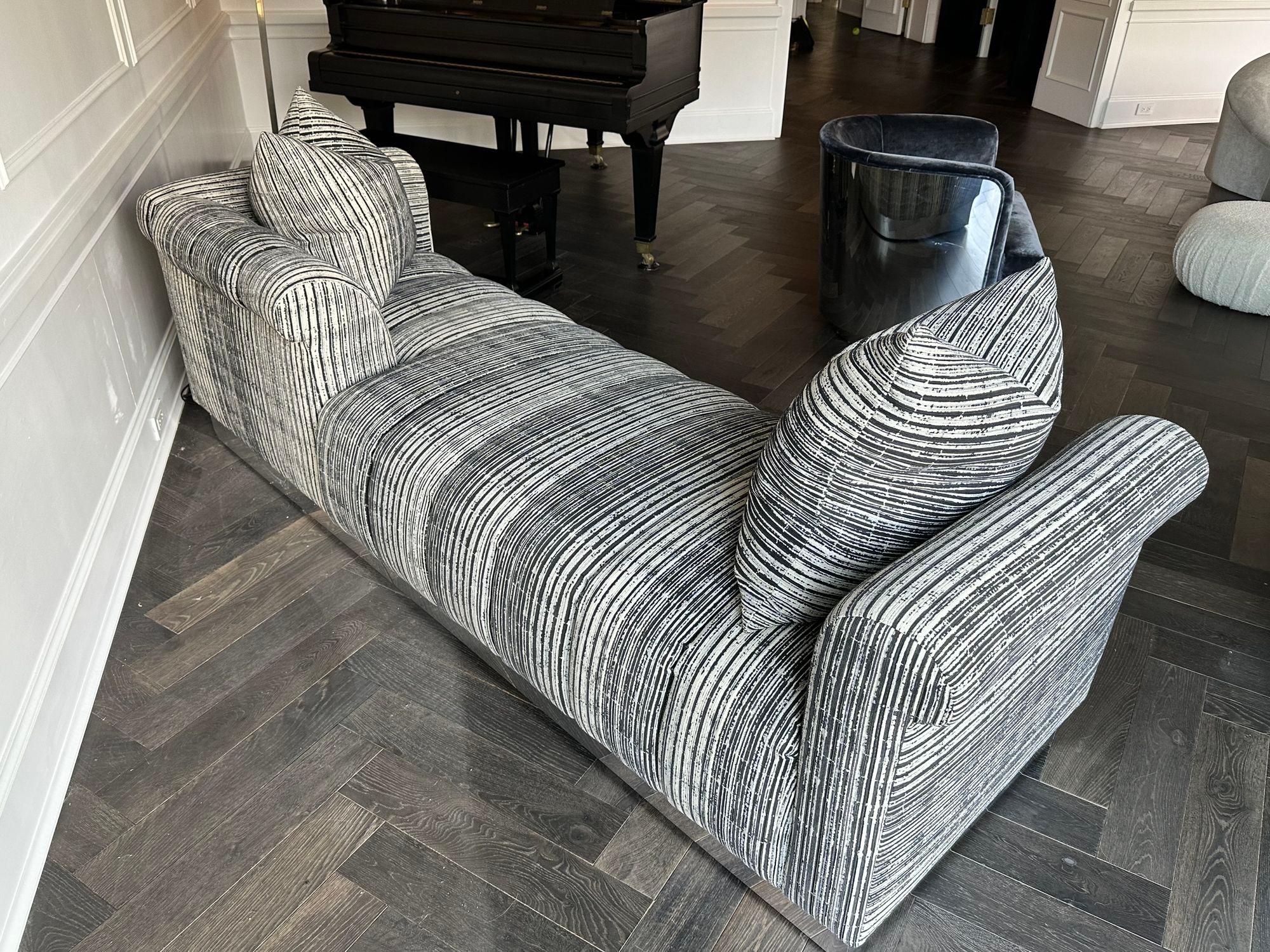 Chaise lounge di Steve Chase con tappezzeria Channel Tufted, 1970 In condizioni buone in vendita a Chicago, IL