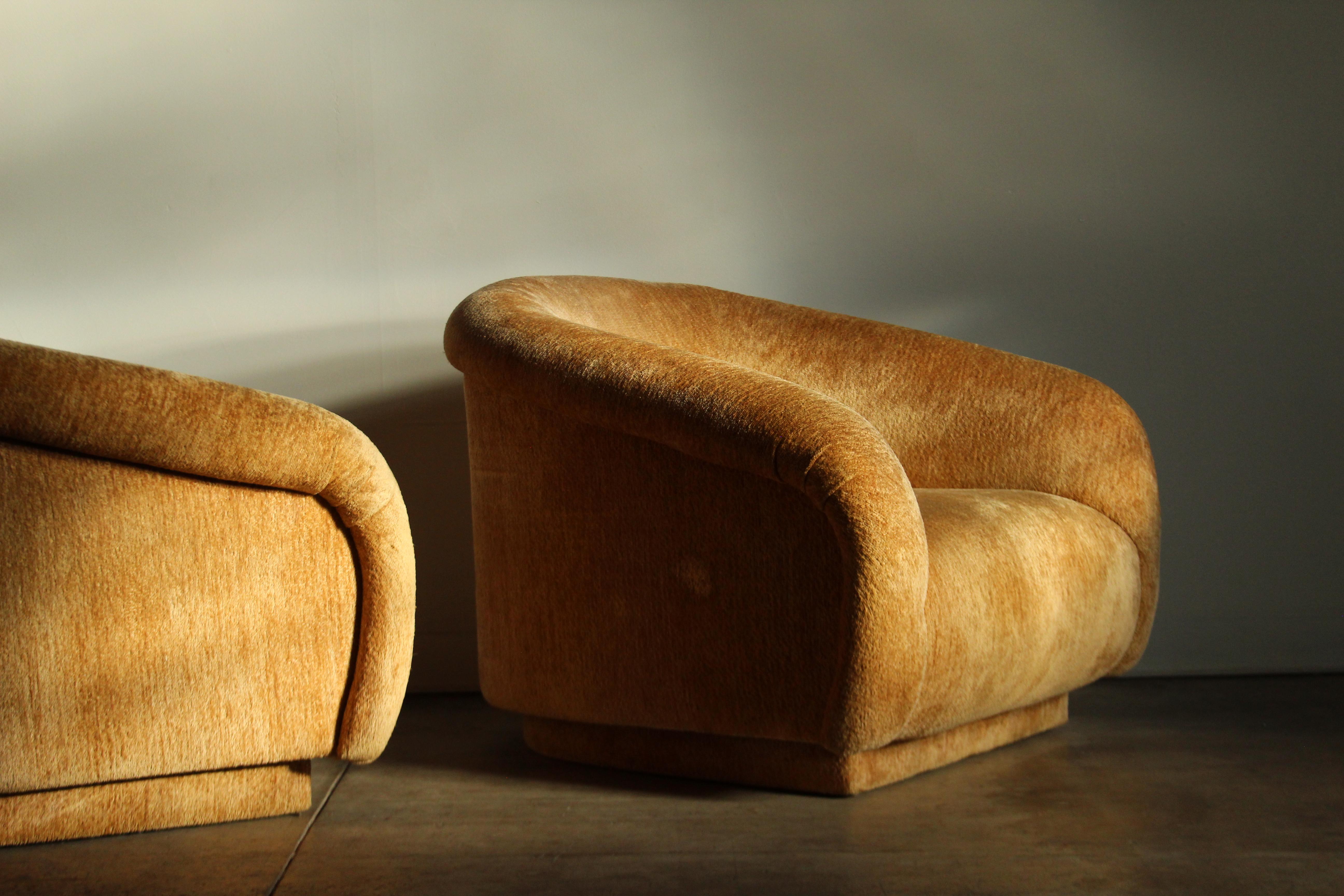 Steve Chase Custom Barrel Lounge Chairs for Martin Brattrud, 2000s, Labeled 6