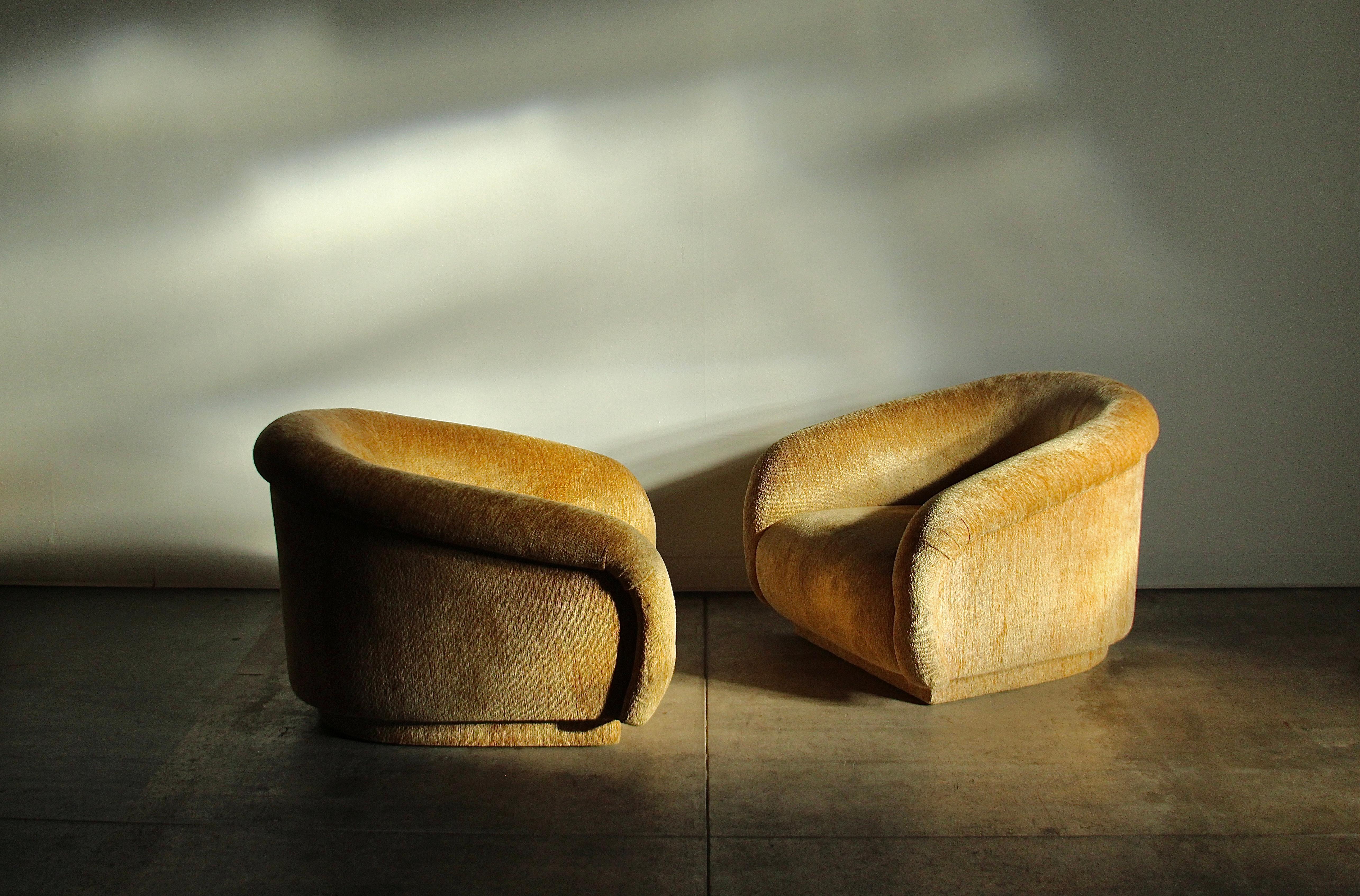 Steve Chase Custom Barrel Lounge Chairs for Martin Brattrud, 2000s, Labeled 2