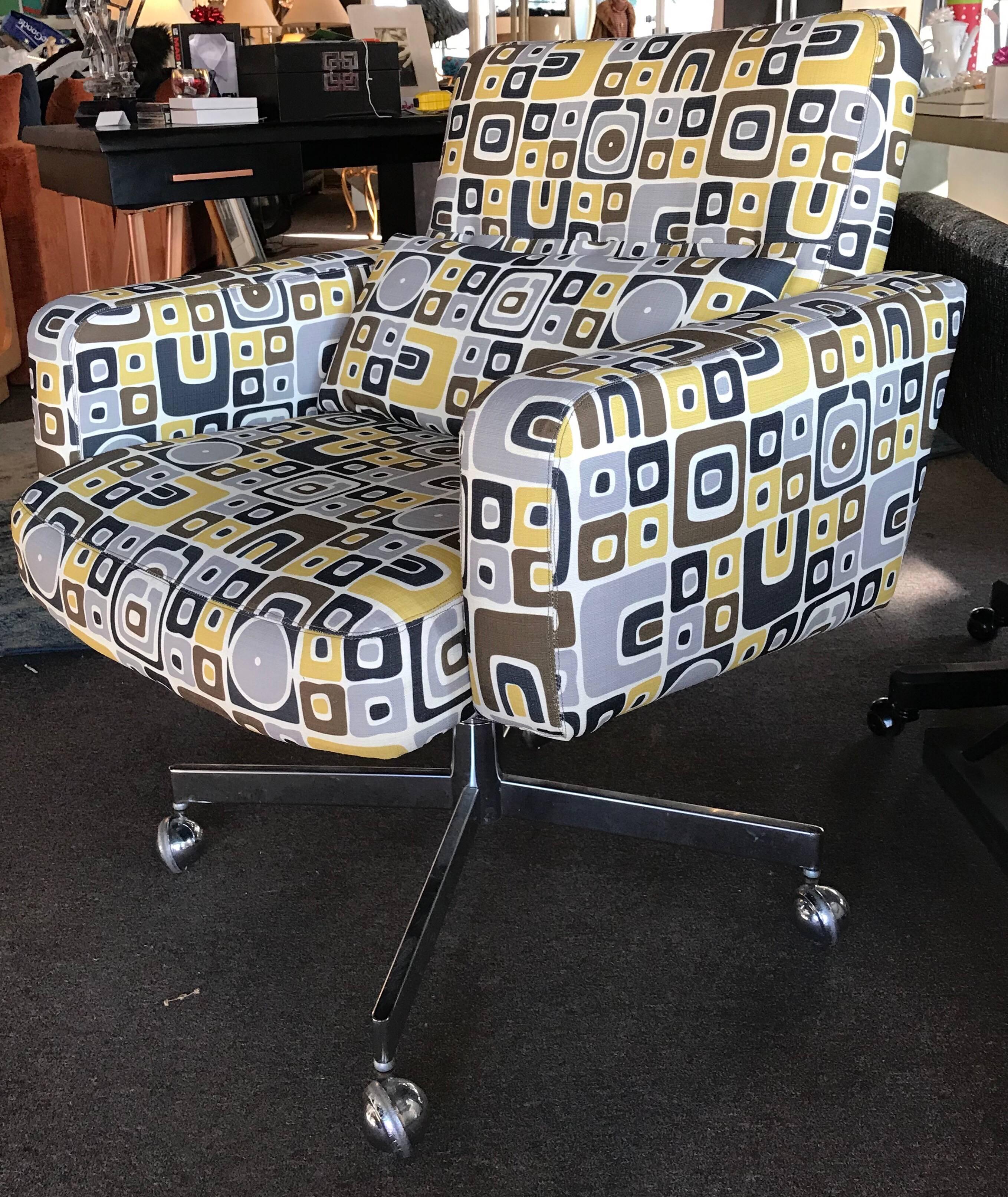 American Steve Chase Desk Chair Chrome Base/Casters in Modern Graphic Print