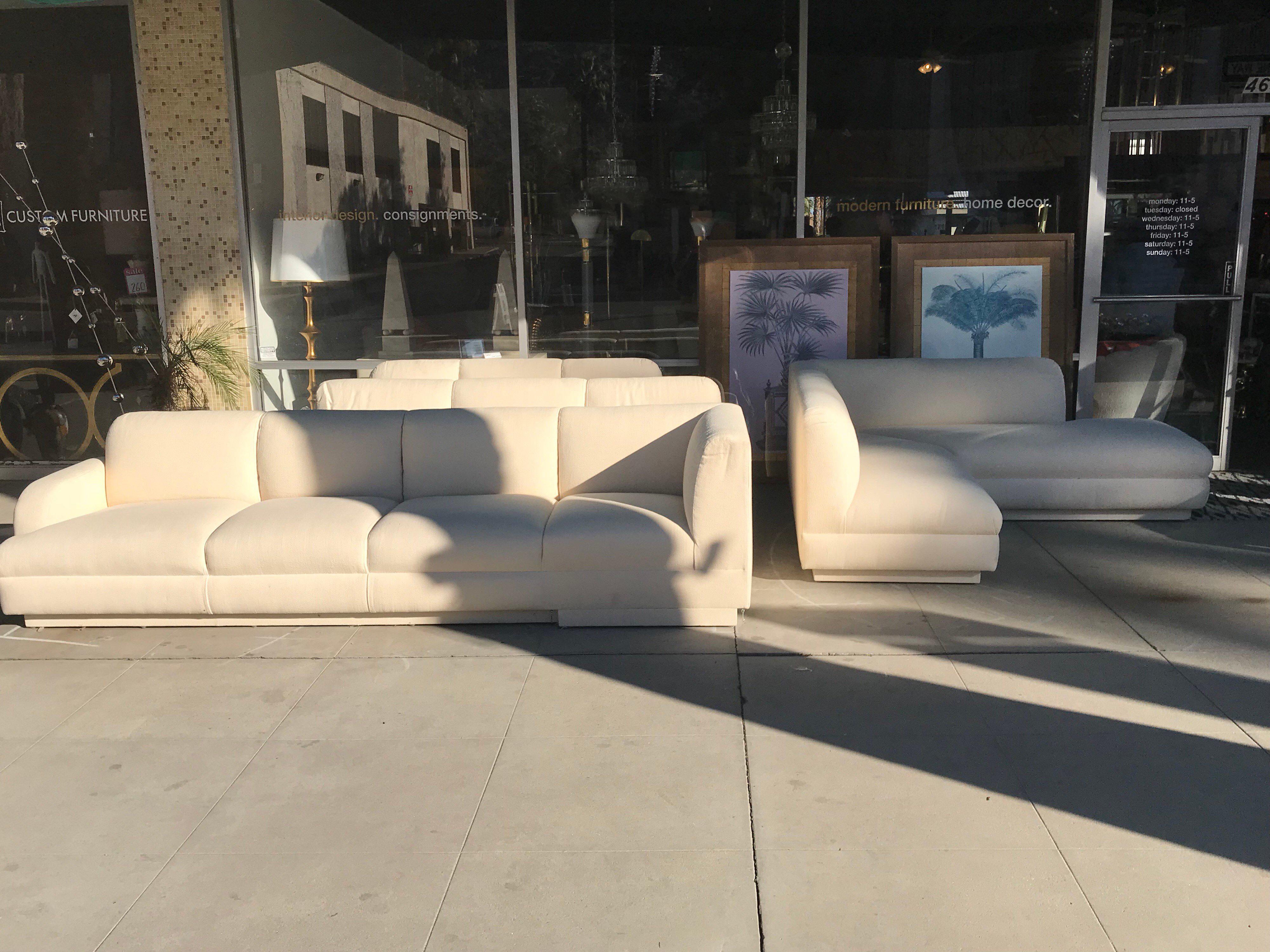 Steve Chase Iconic Modern Sofa Crème Color Neutral Made by A. Rudin In Good Condition In Palm Springs, CA