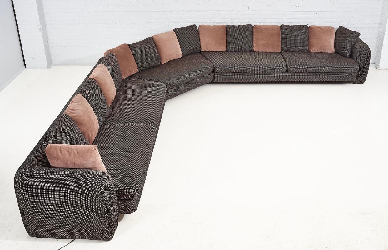 Steve Chase Illuminated Sectional Sofa, 1980 In Good Condition In Chicago, IL
