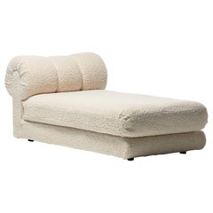 Vintage Steve Chase Style Post Modern Chaise Lounge in Soft Ivory White Bouclé c. 1985