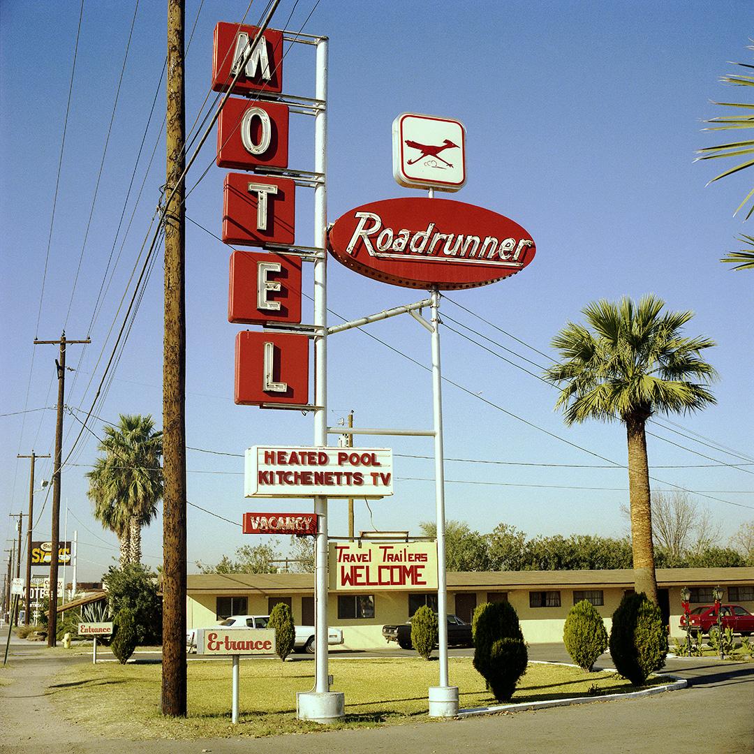 Steve Fitch Color Photograph – Mesa Mesa, Arizona, Dezember, 1980
