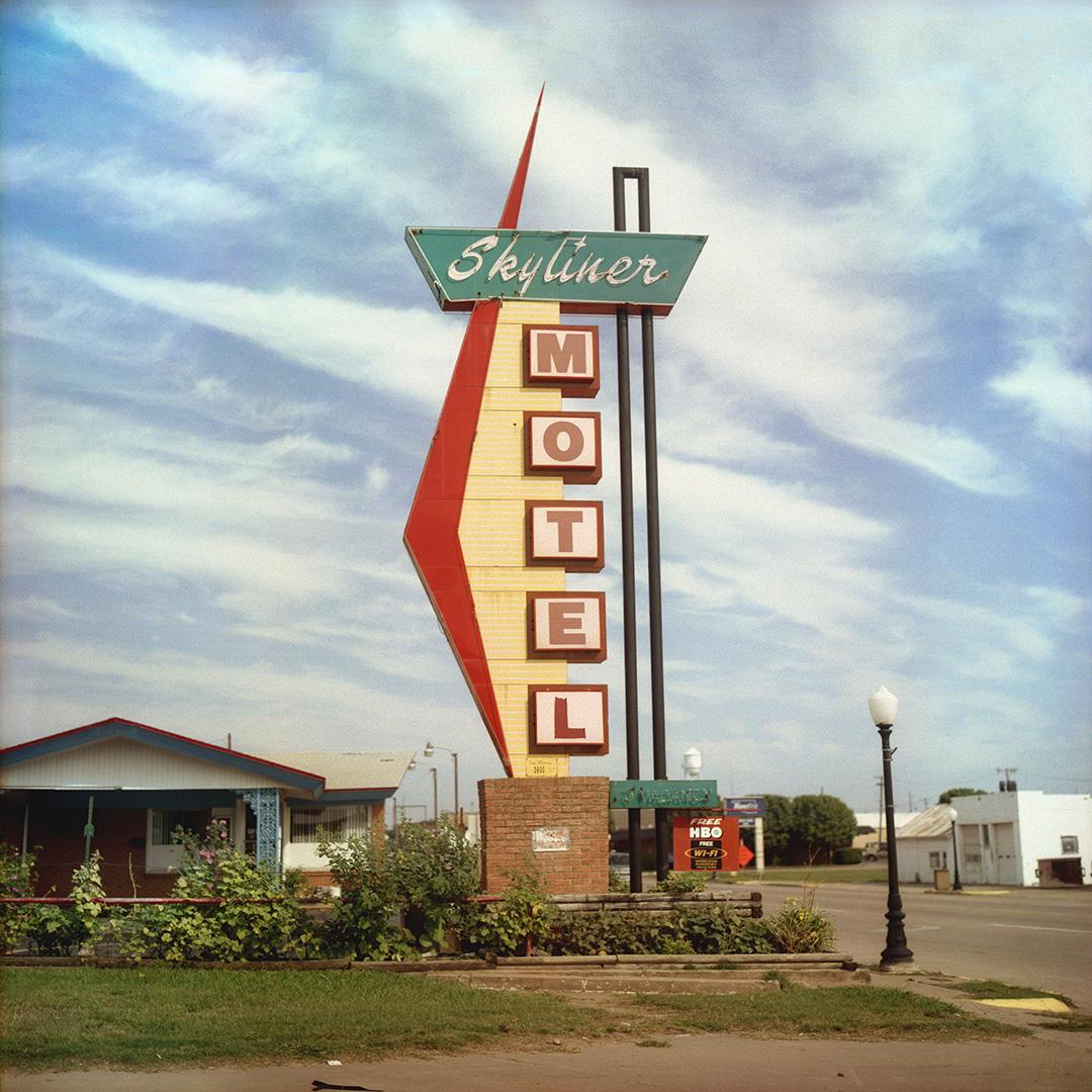 Steve Fitch Color Photograph - Stroud, Oklahoma, September 23, 2015 
