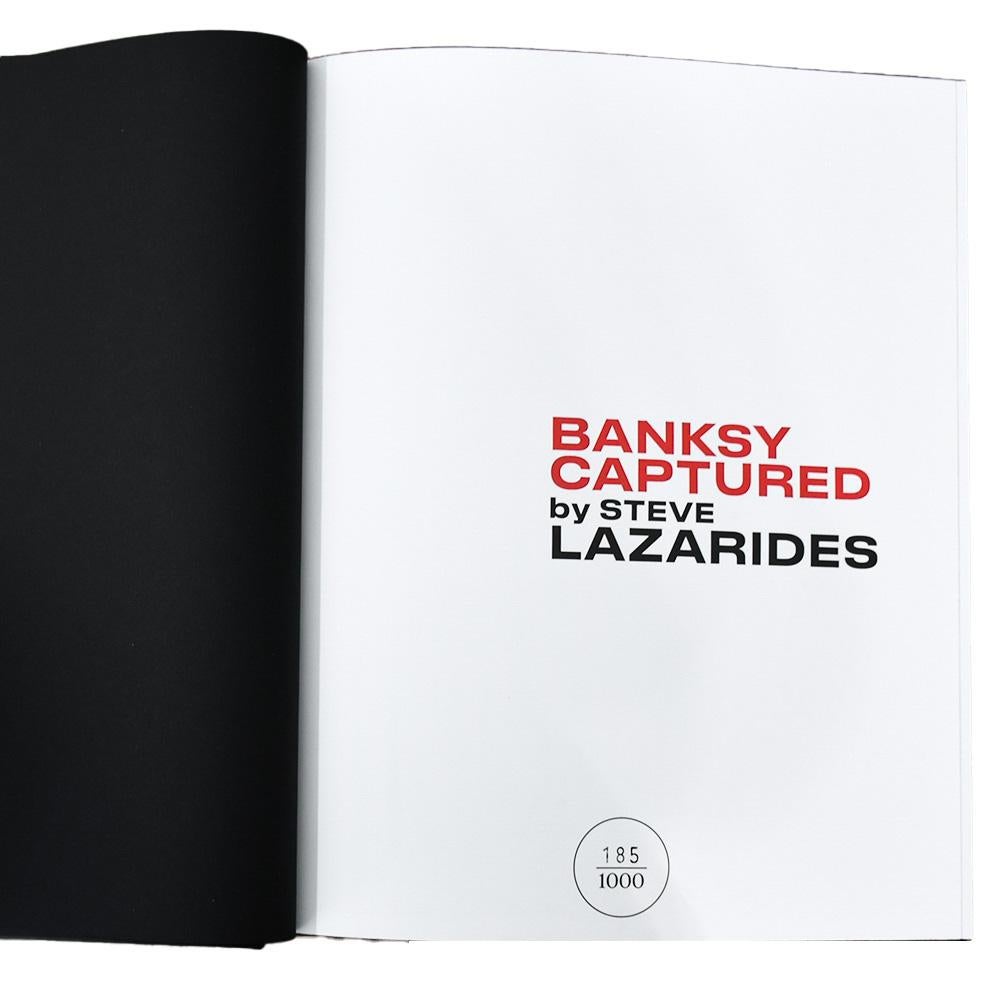 Banksy Captured (La première édition rigide noire du volume 1) en vente 2