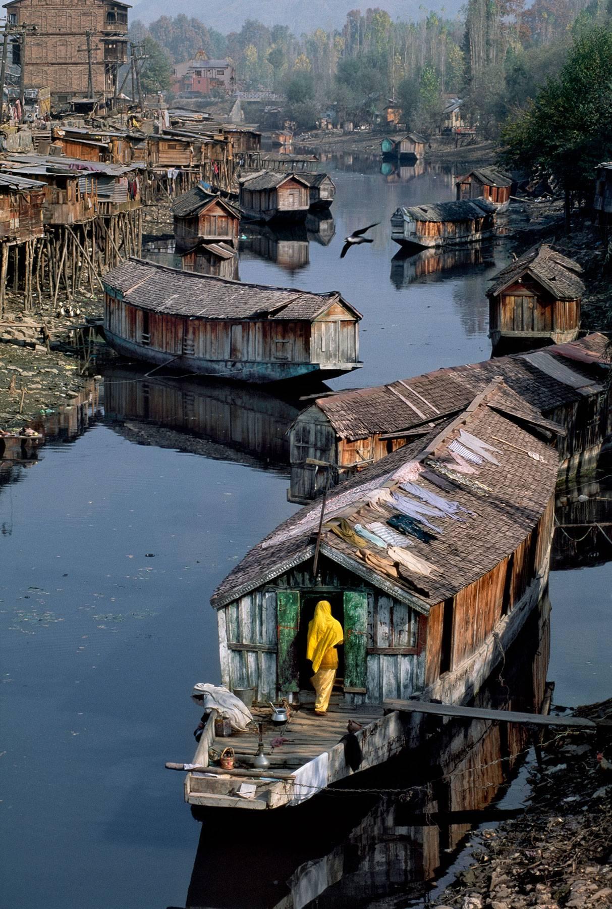 Steve McCurry Color Photograph - Kashmir Houseboat