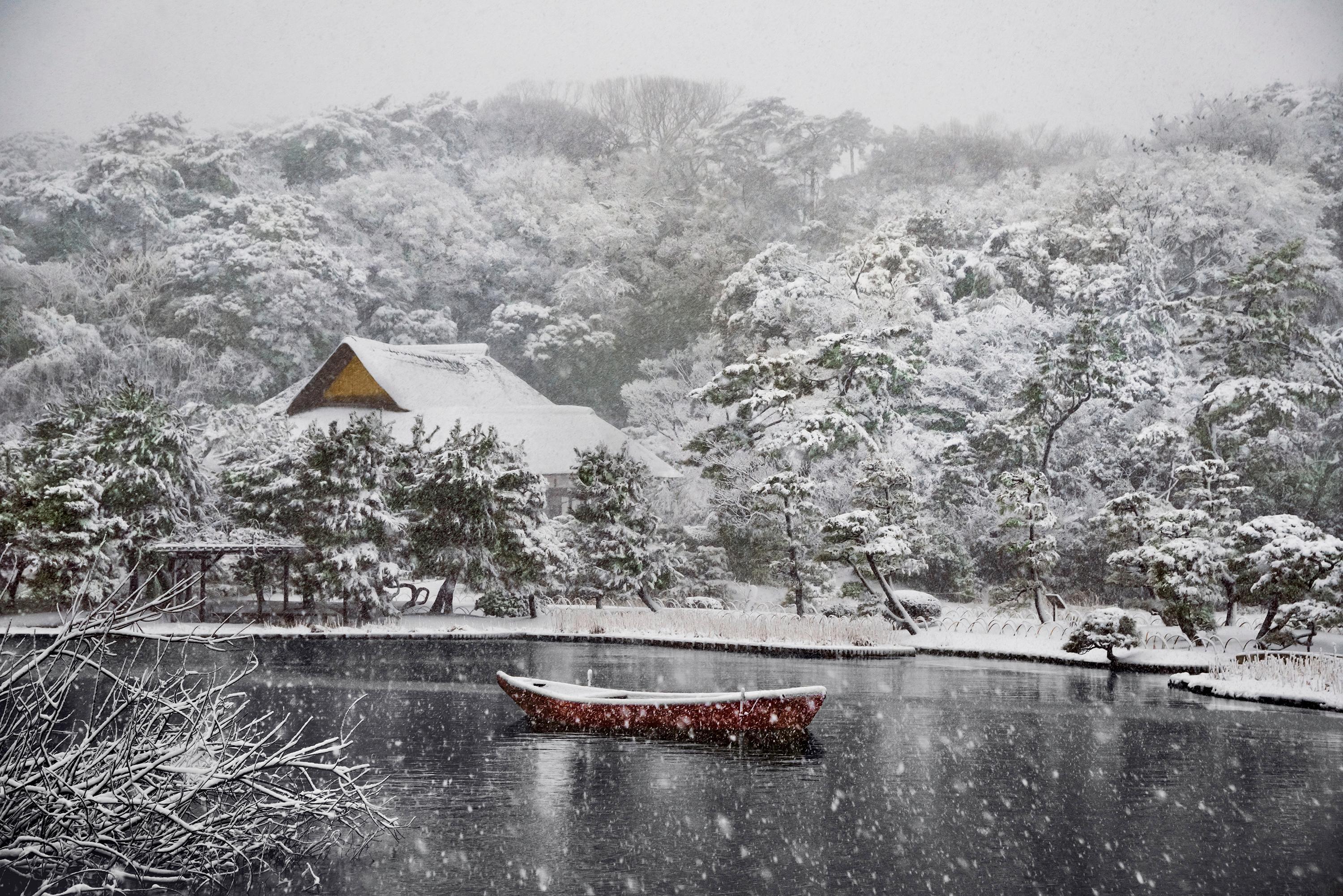 Boat Covered in Snow in Sankei-En Gardens, Japan, 2014  - Steve McCurry