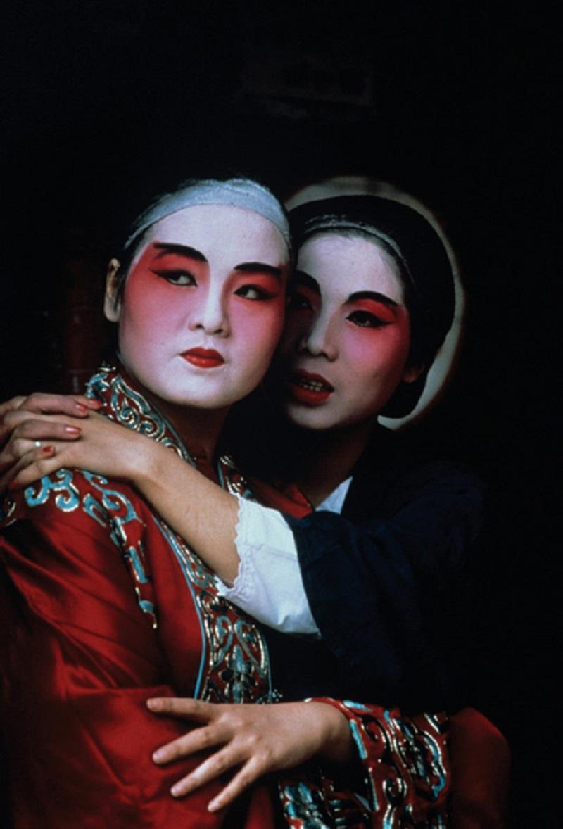 Steve McCurry Color Photograph - Opera Singers, Hong Kong