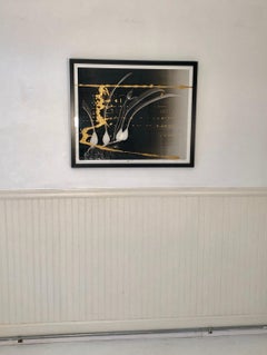 « La santé de la planète n° 620 »  Image en rayons X d'un orchidée sur noir avec or expressif
