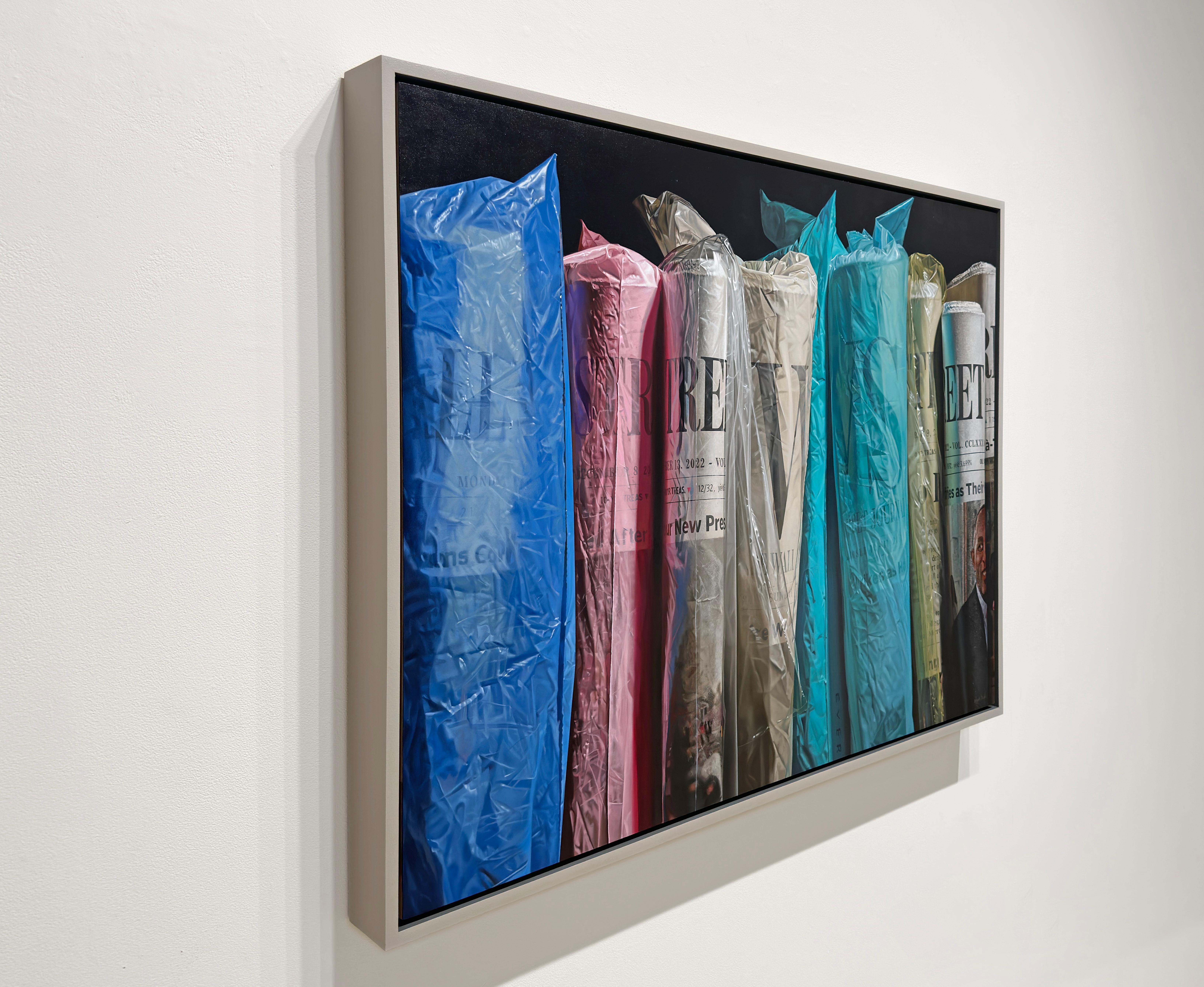COLORFUL NEWS - Bodegón contemporáneo / Fotorrealismo / Wall Street Journal - Painting Contemporáneo de Steve Mills