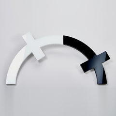 „Good Intentions“, zeitgenössisch, modern, schwarz, weiß, Skulptur, Mischtechnik