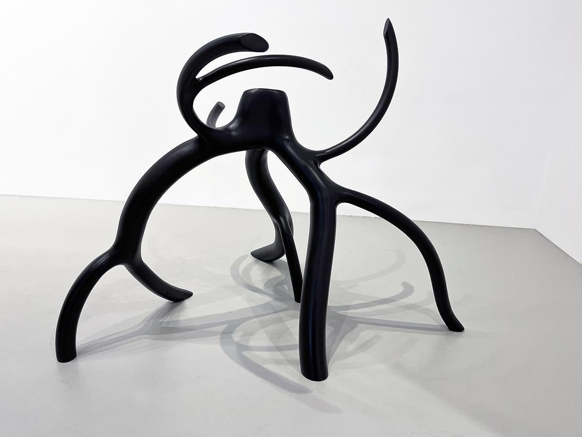 Piccola scultura modernista nera di radice d'albero in acciaio saldato, arte astratta - Sculpture di Steve Tobin