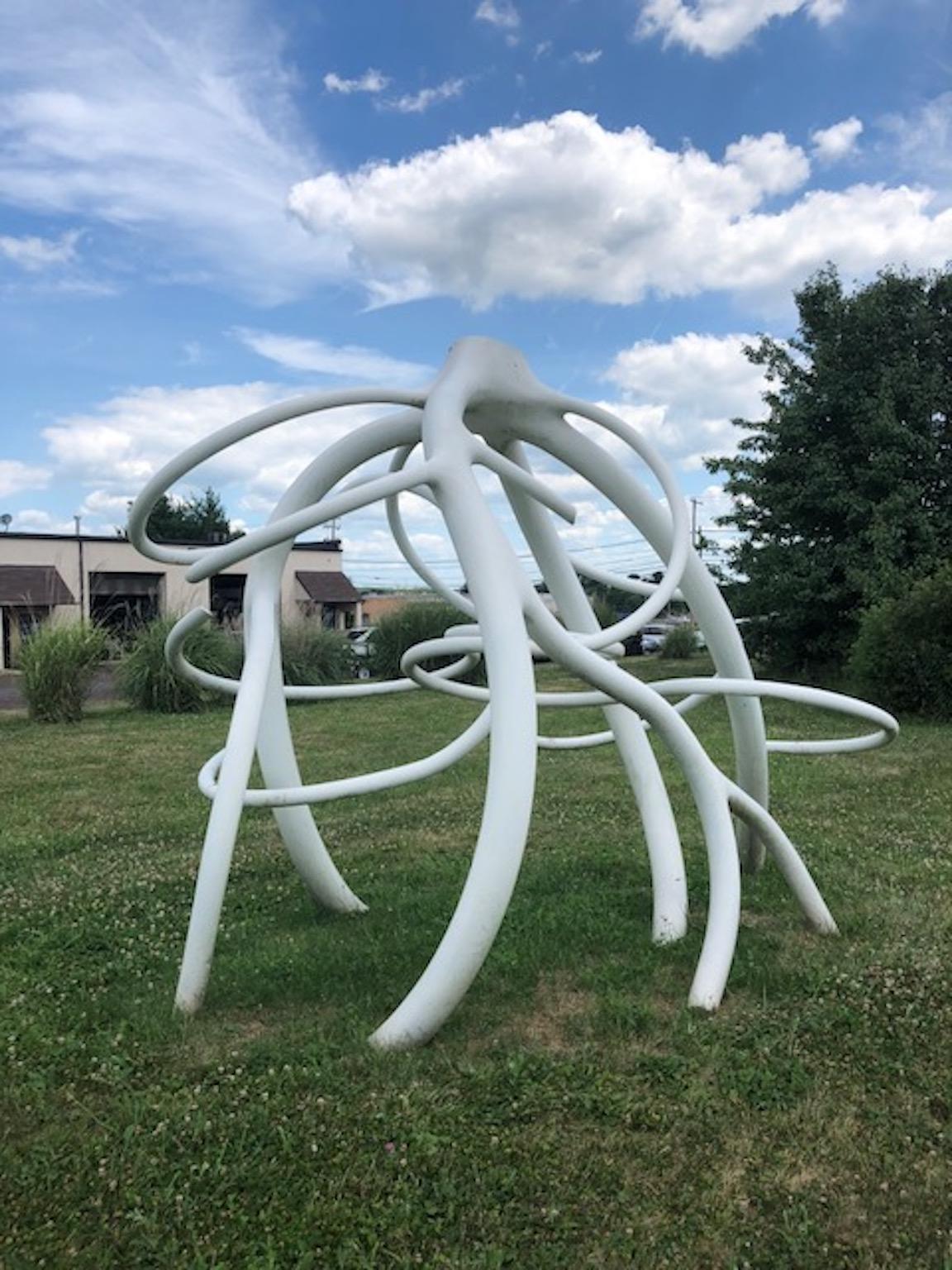 « Steelroot », grande sculpture abstraite contemporaine en métal blanc - Sculpture de Steve Tobin