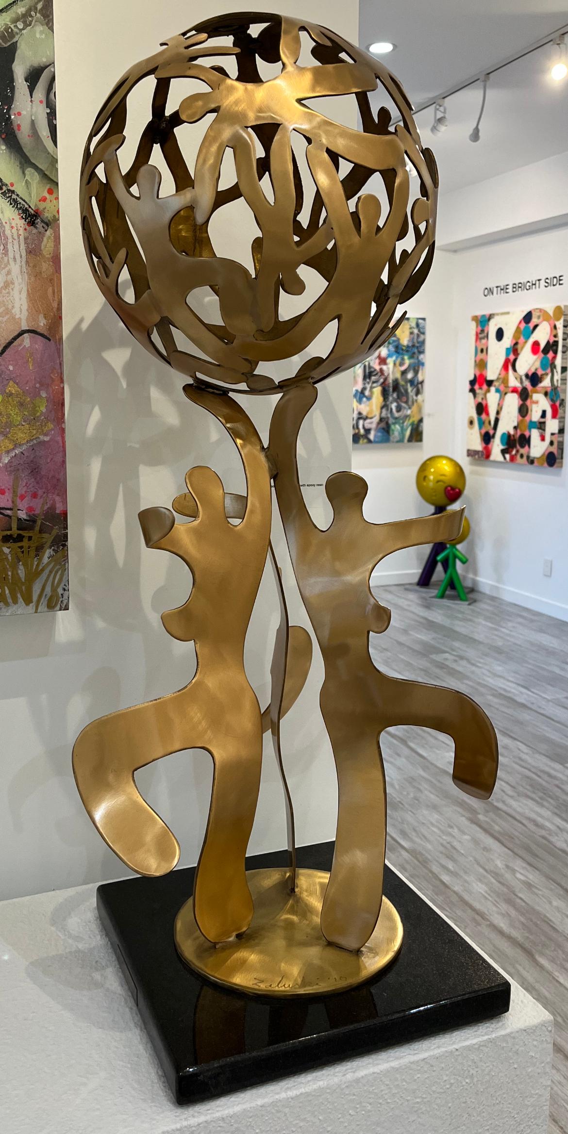 Figurative Sculpture di Steve Zaluski - Il mondo delle donne