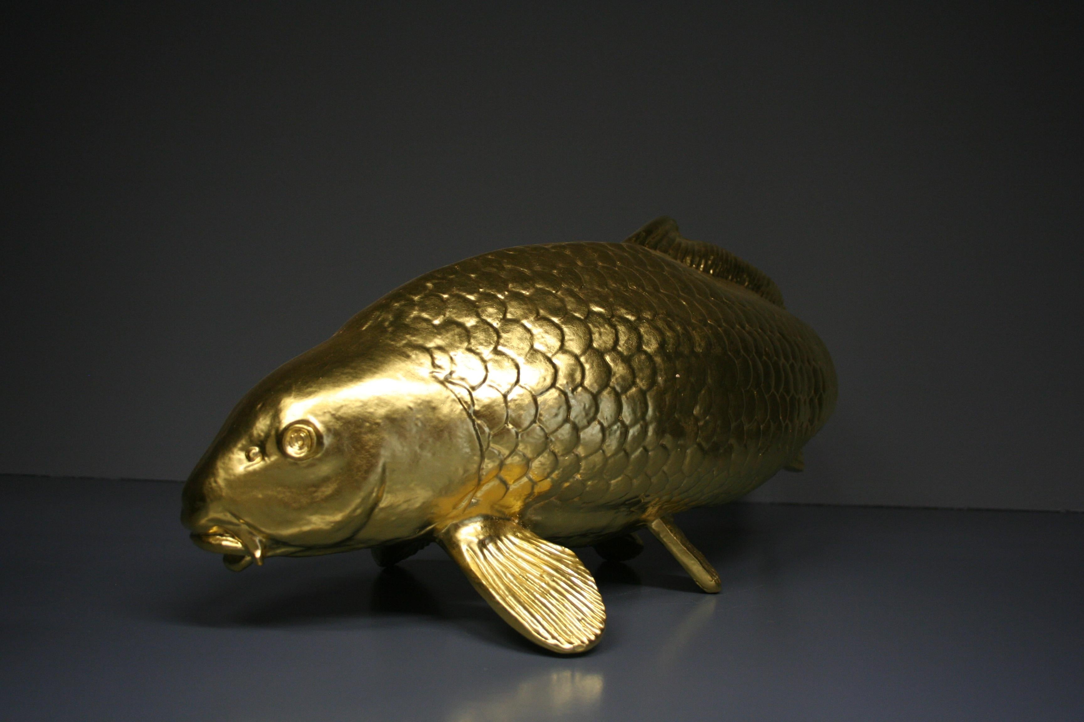 Golden carp 24 Karat gilded - Sculpture by Steven