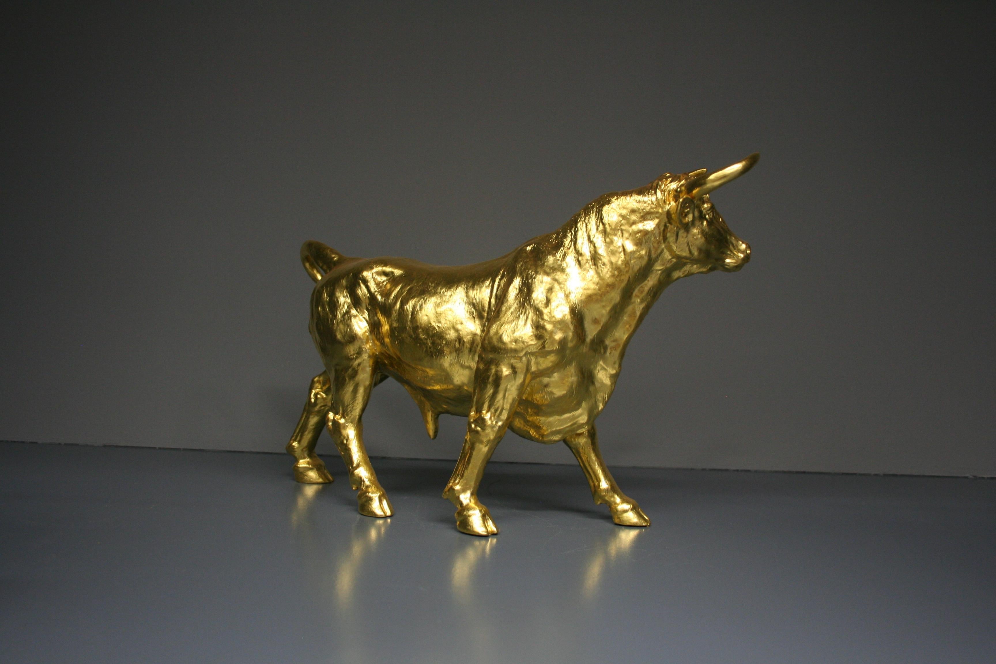 Golden bull 24 Karat gilded - Realist Sculpture by Steven