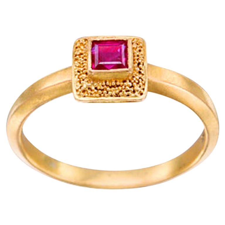 For Sale:  Steven Battelle 0.3 Carat Ruby 22K Gold Ring