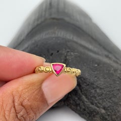 Steven Battelle 0.3 Carats Trillium Pink Tourmaline 18K Gold Ring