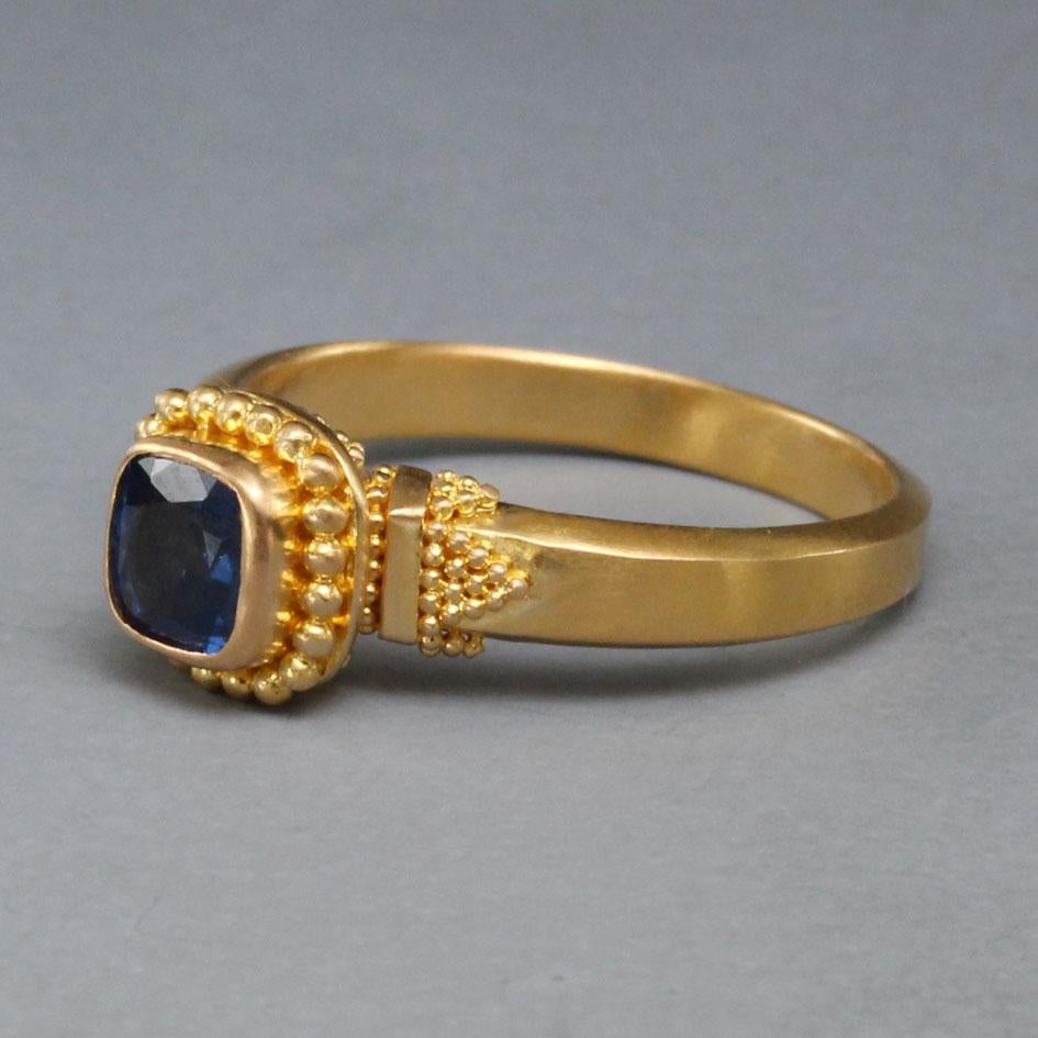 Contemporary Steven Battelle 0.7 Carats Blue Sapphire 22k Gold Ring