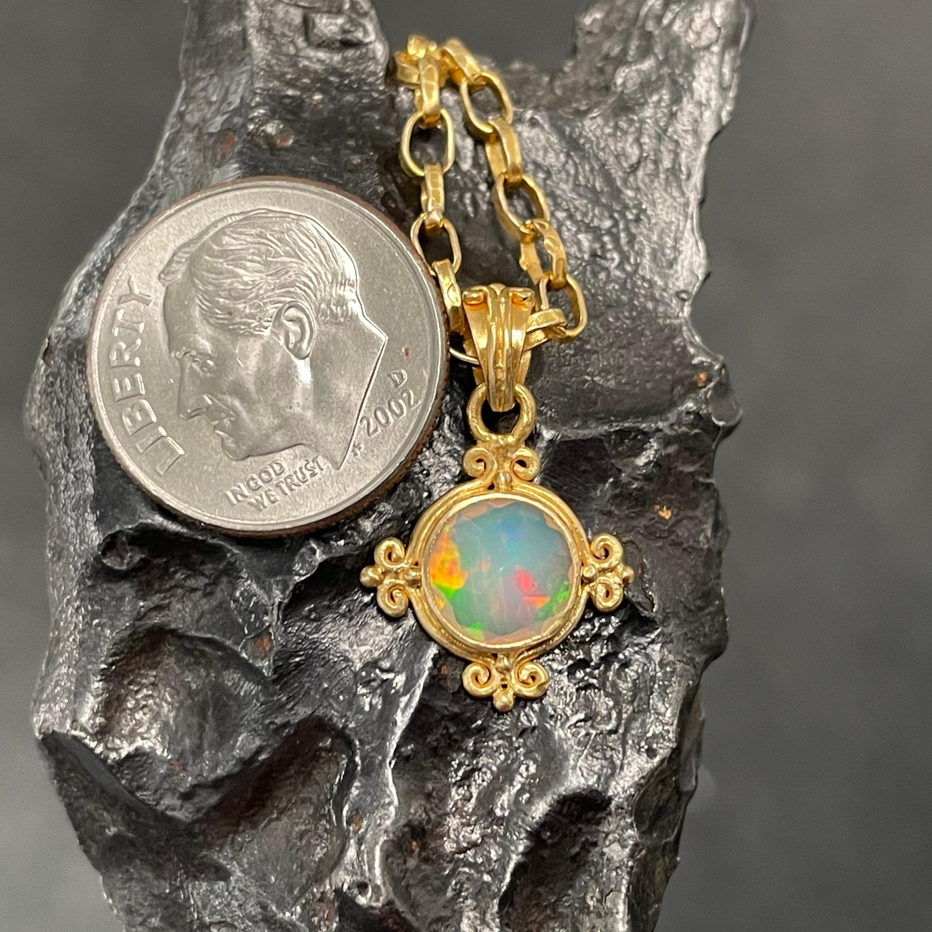 Steven Battelle 0.8 Carats Ethiopian Opal 18K Gold Pendant For Sale 1