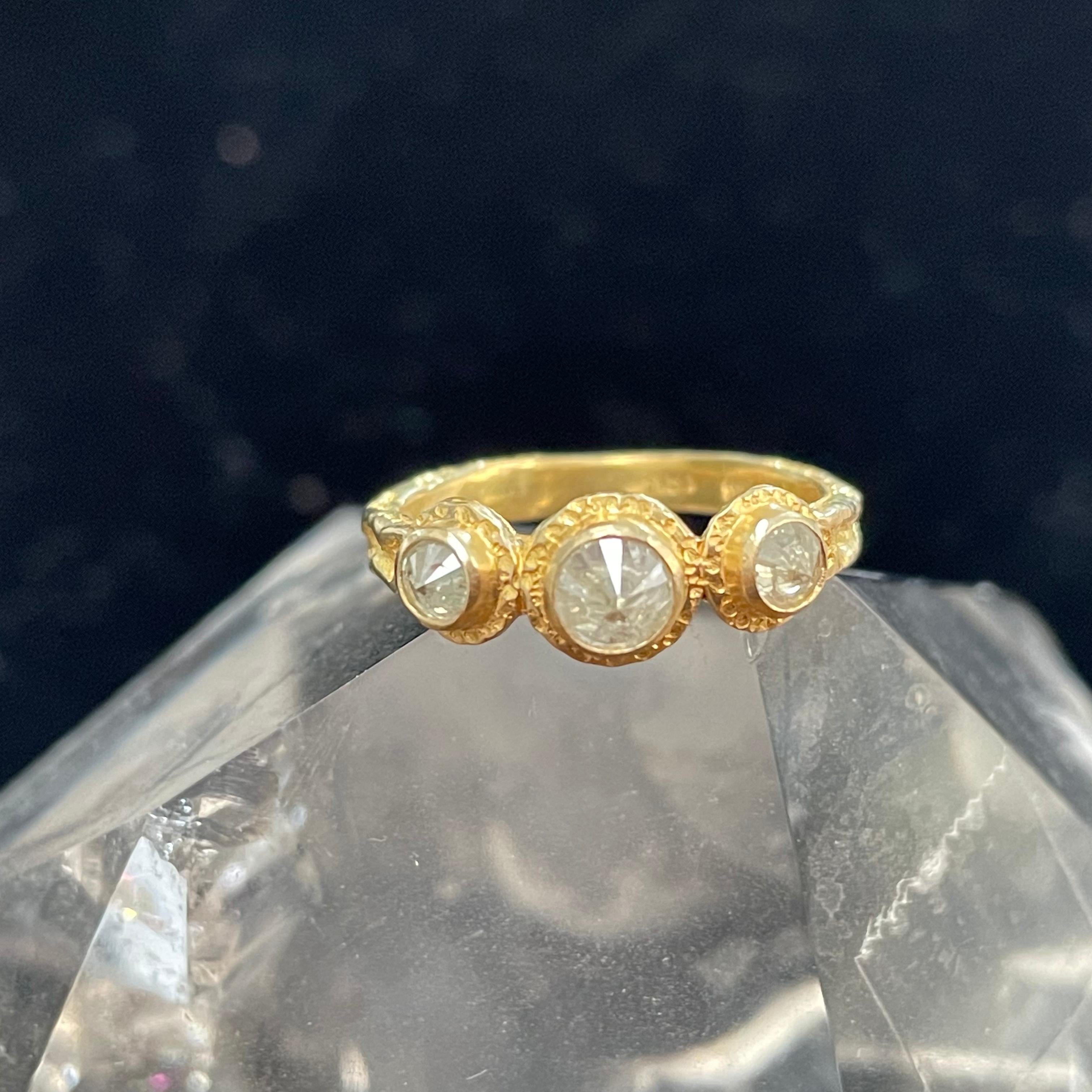 For Sale:  Steven Battelle 0.8 Carats Triple Champagne Diamond 18K Gold Ring 6