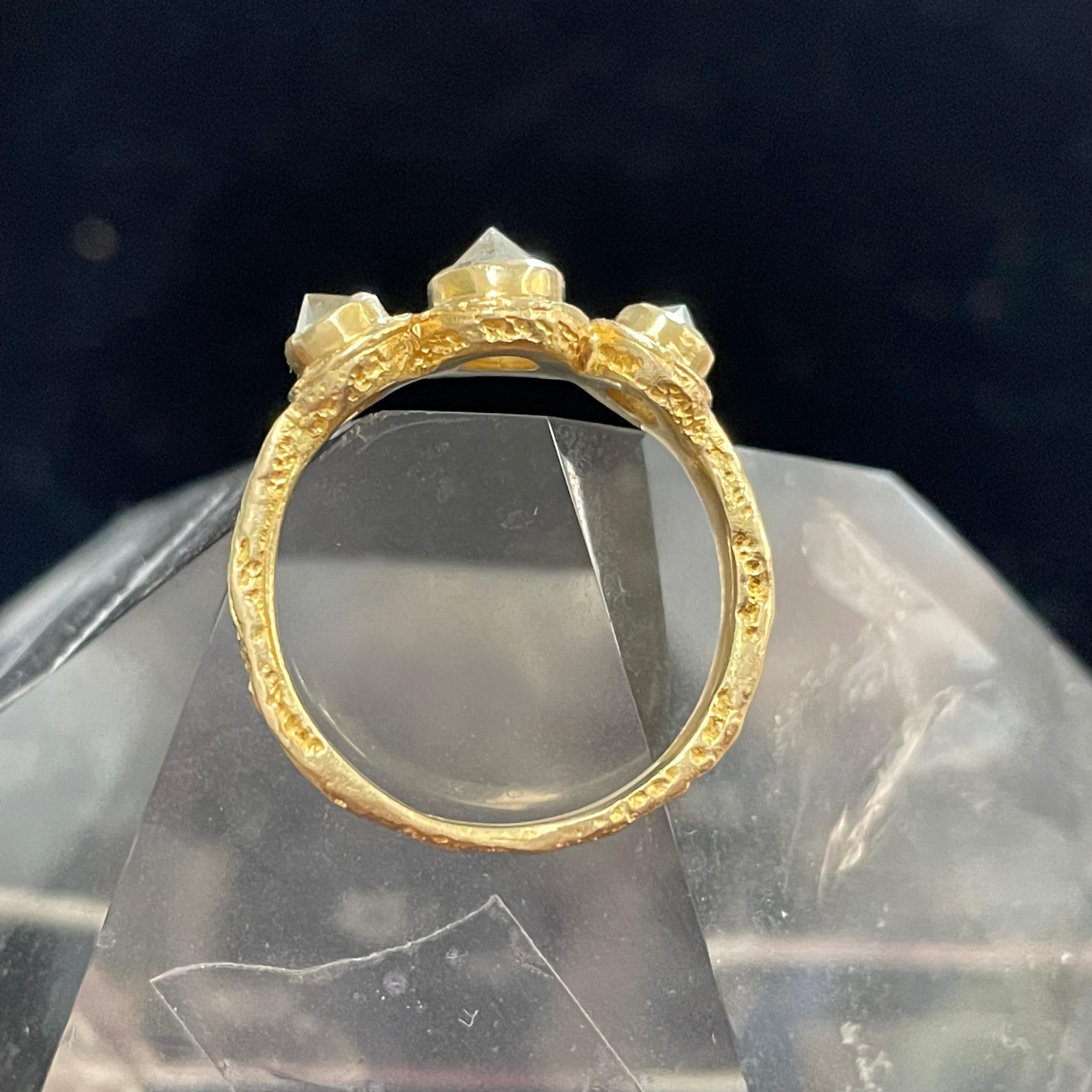 For Sale:  Steven Battelle 0.8 Carats Triple Champagne Diamond 18K Gold Ring 8