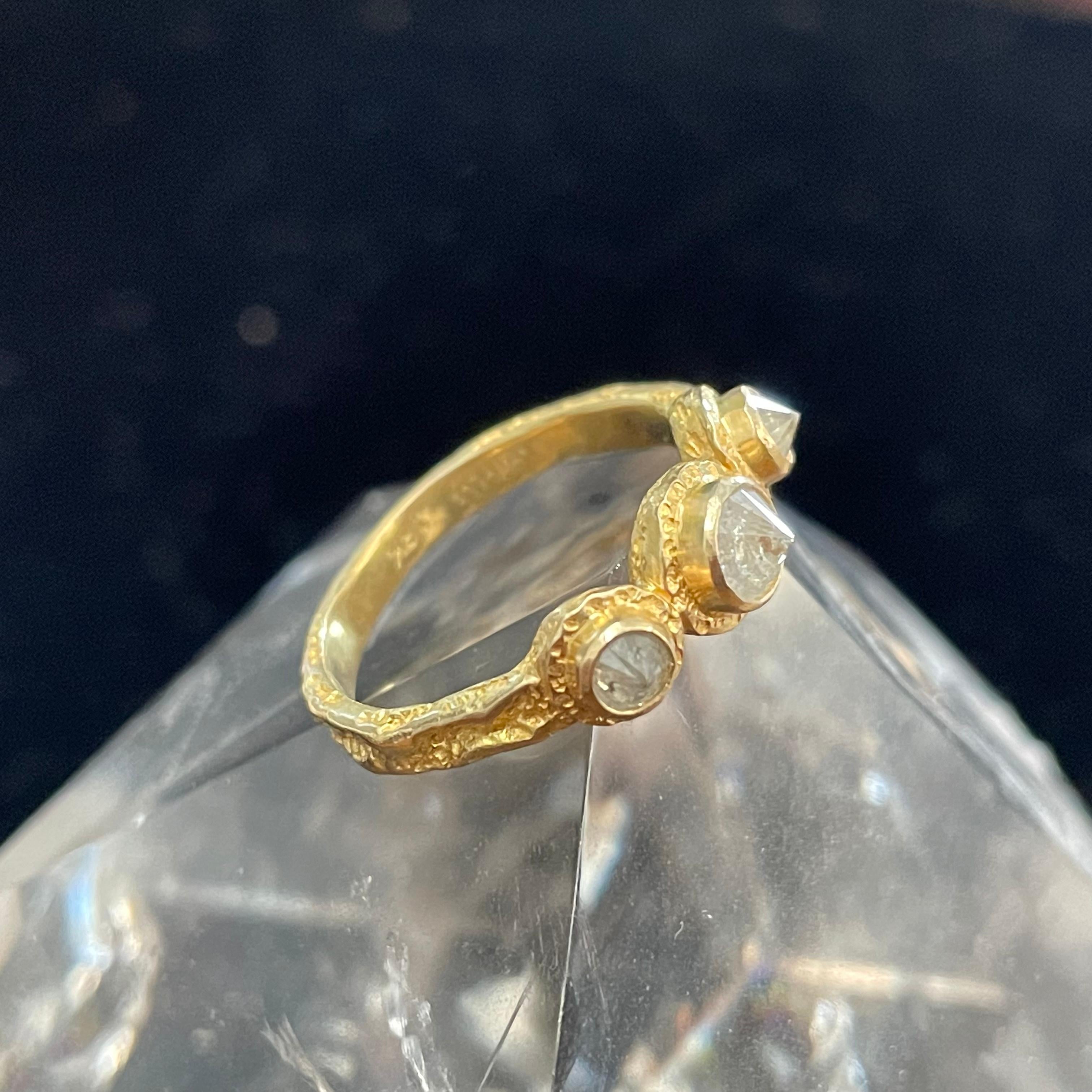 For Sale:  Steven Battelle 0.8 Carats Triple Champagne Diamond 18K Gold Ring 9