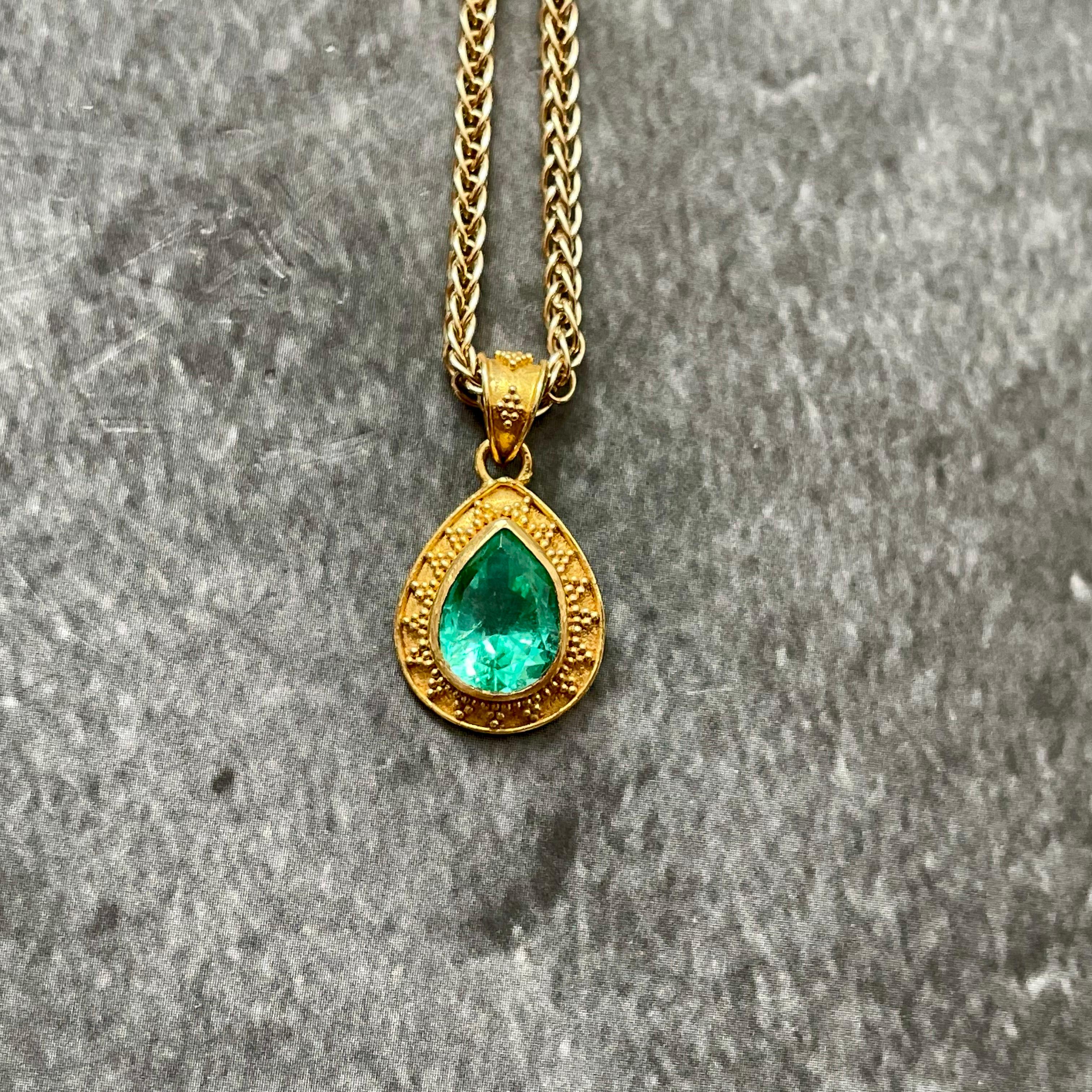 Steven Battelle 1.0 Carats Columbian Emerald Granulated 22K Gold Pendant 7