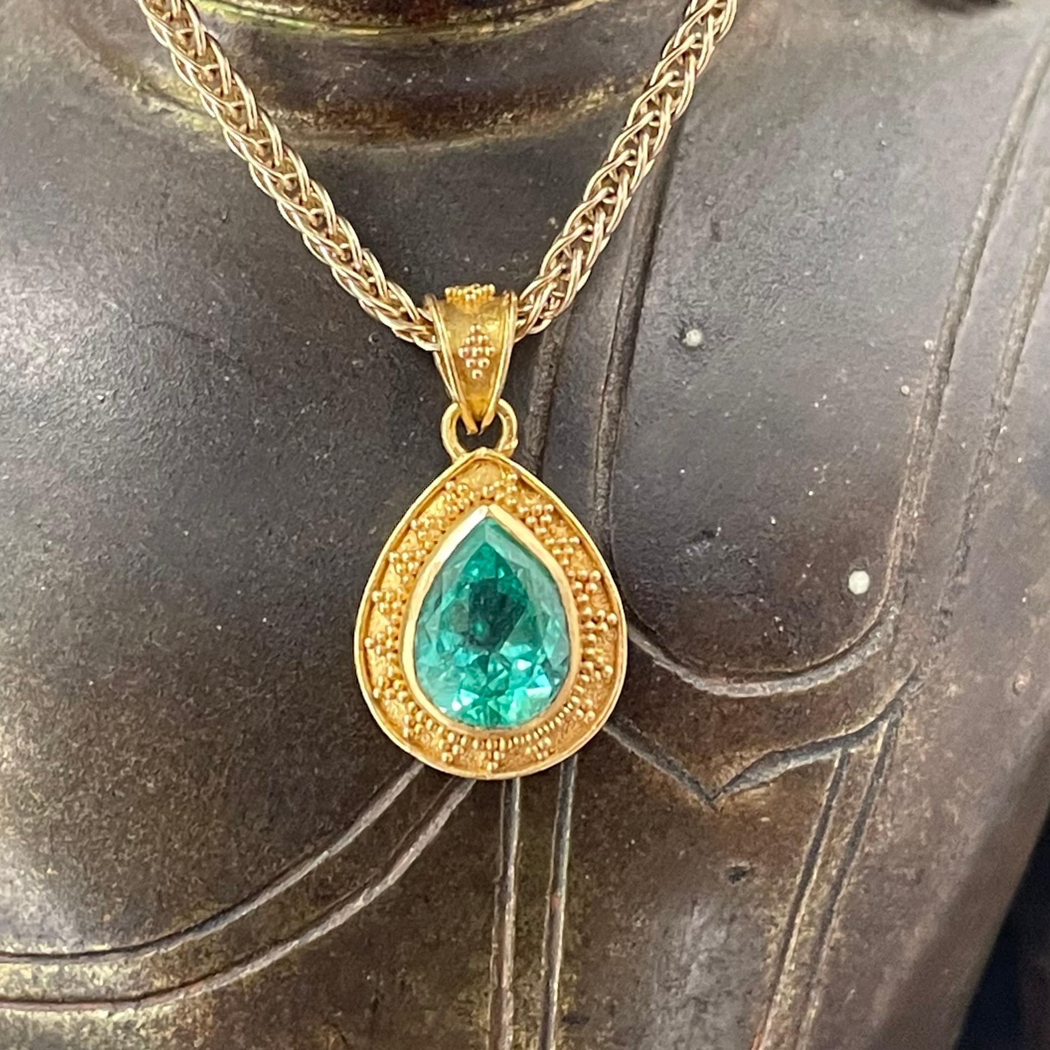 Women's Steven Battelle 1.0 Carats Columbian Emerald Granulated 22K Gold Pendant